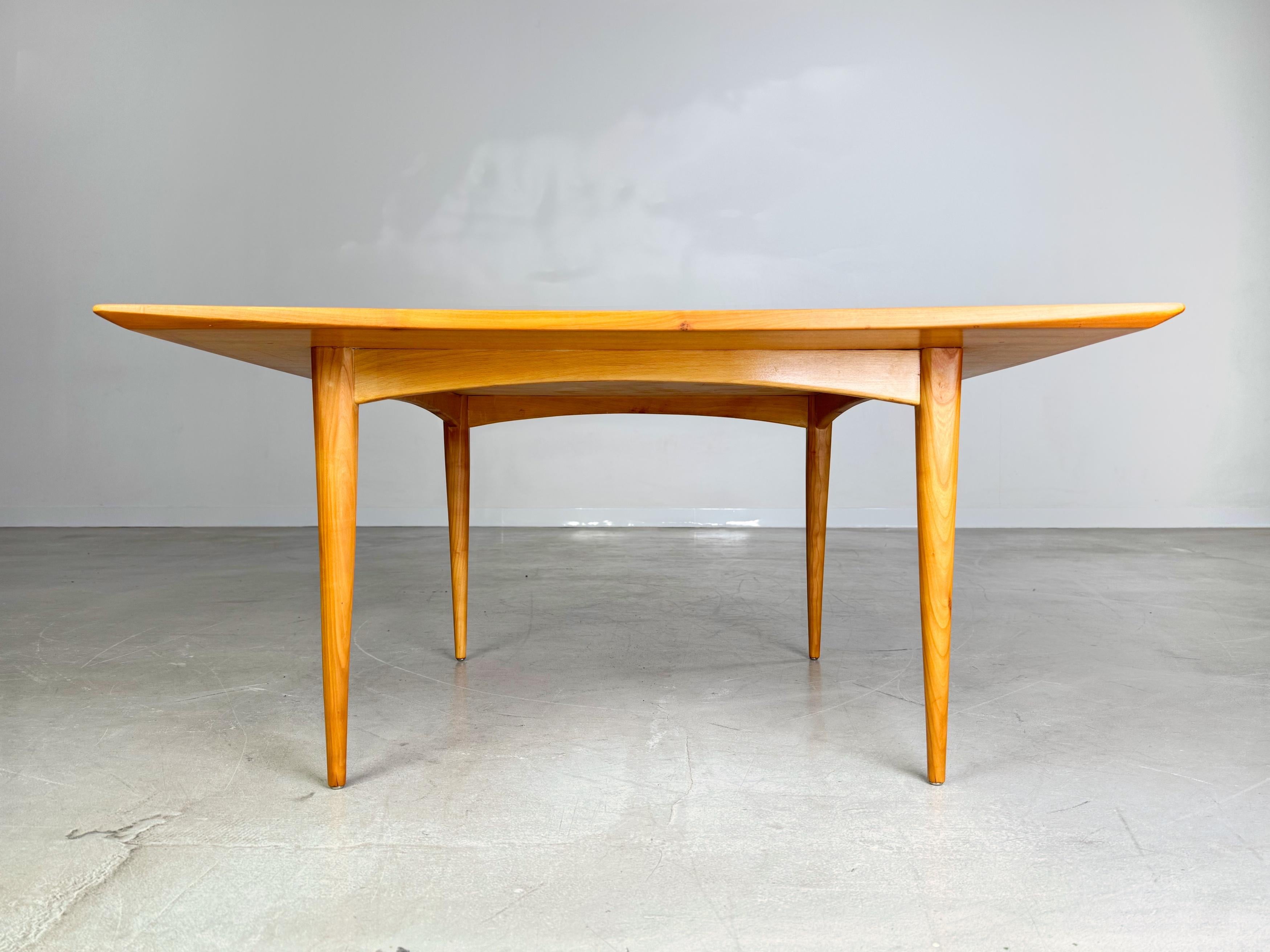 Original Midcentury Couchtisch skandinavisch Nusssbaum Vintage 1960 Bon état - En vente à Berlin, DE