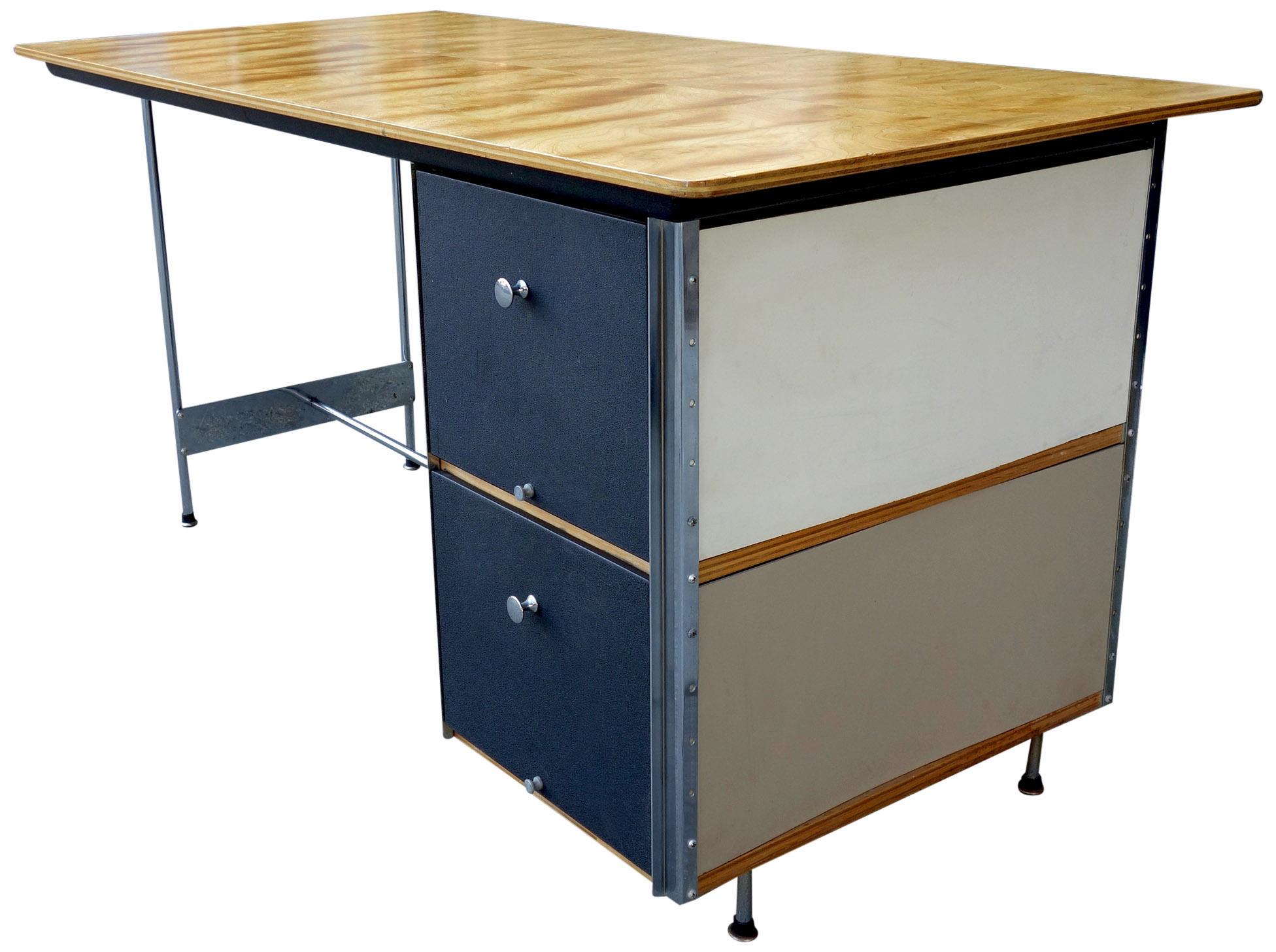 For your consideration is this nicely preserved Eames Desk Unit (EDU) part of the ESU series. This all original desk shows honest and little for its age. All drawers function perfectly and the panels are very clean. Slight pitting to the chrome