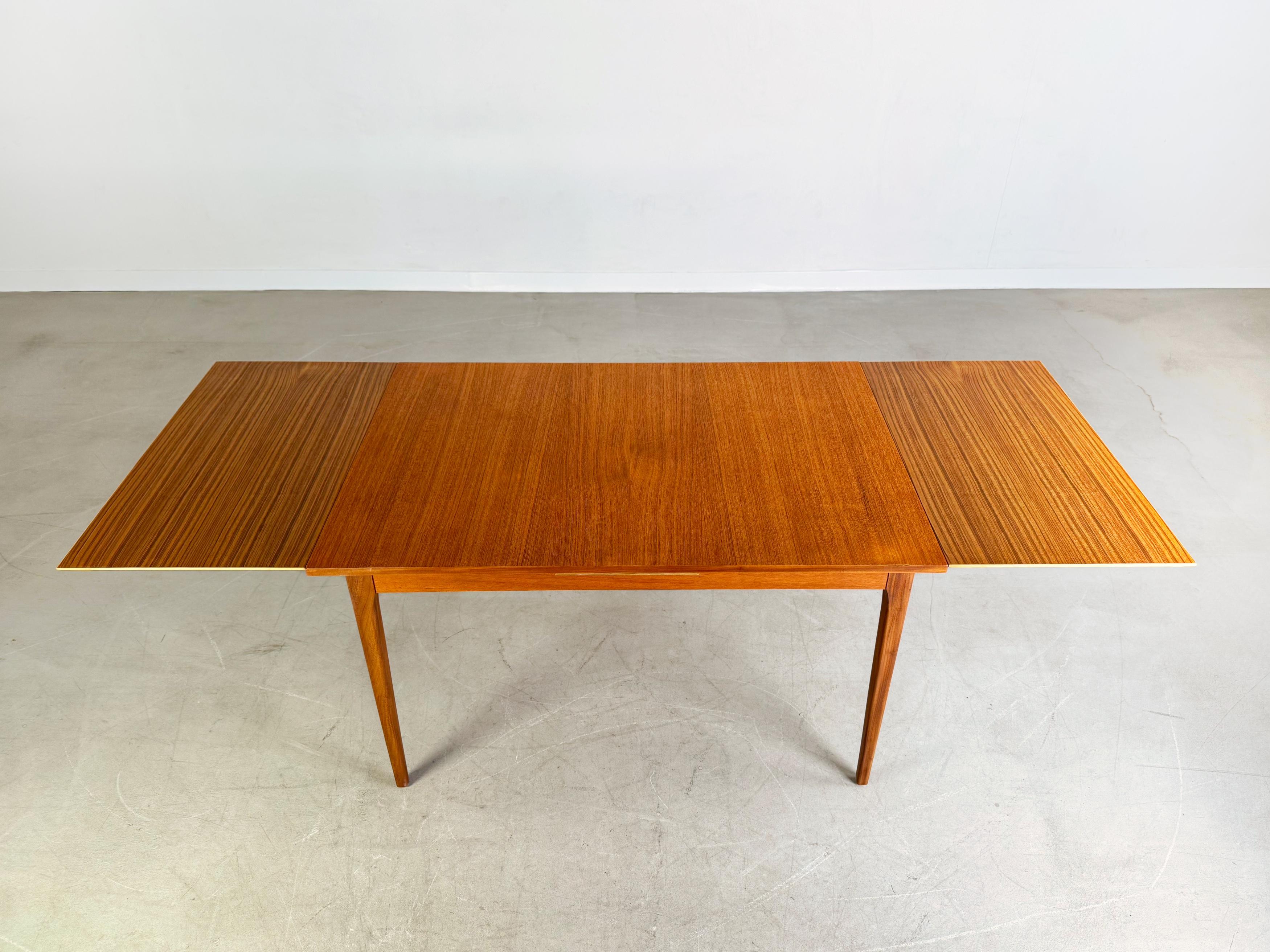 Original Midcentury Esstisch Lübke Teak 1960er ausziehbar Tisch en vente 1