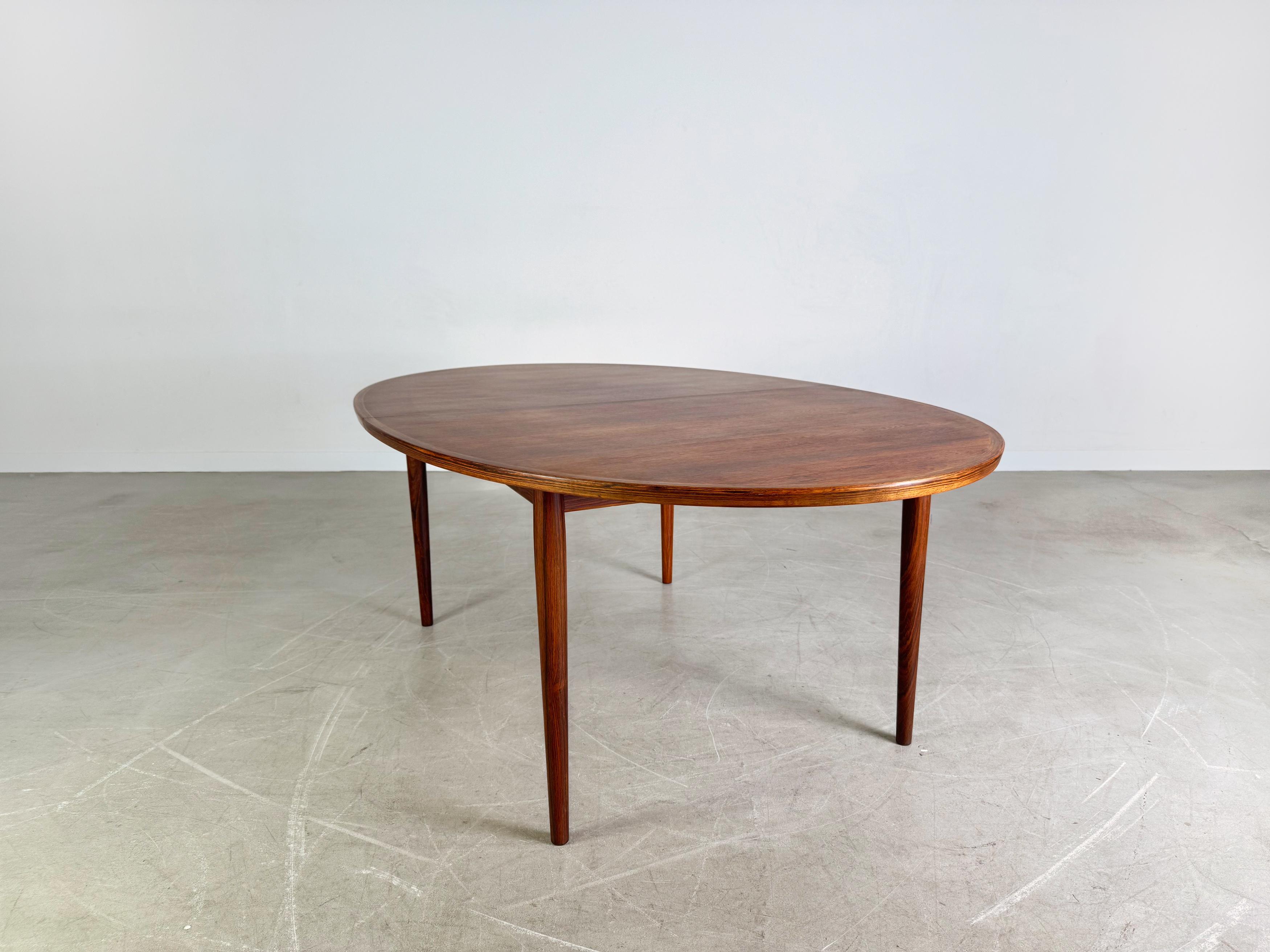 Inconnu Original Midcentury Esstisch teak oval Vintage Tisch 1960s Design en vente