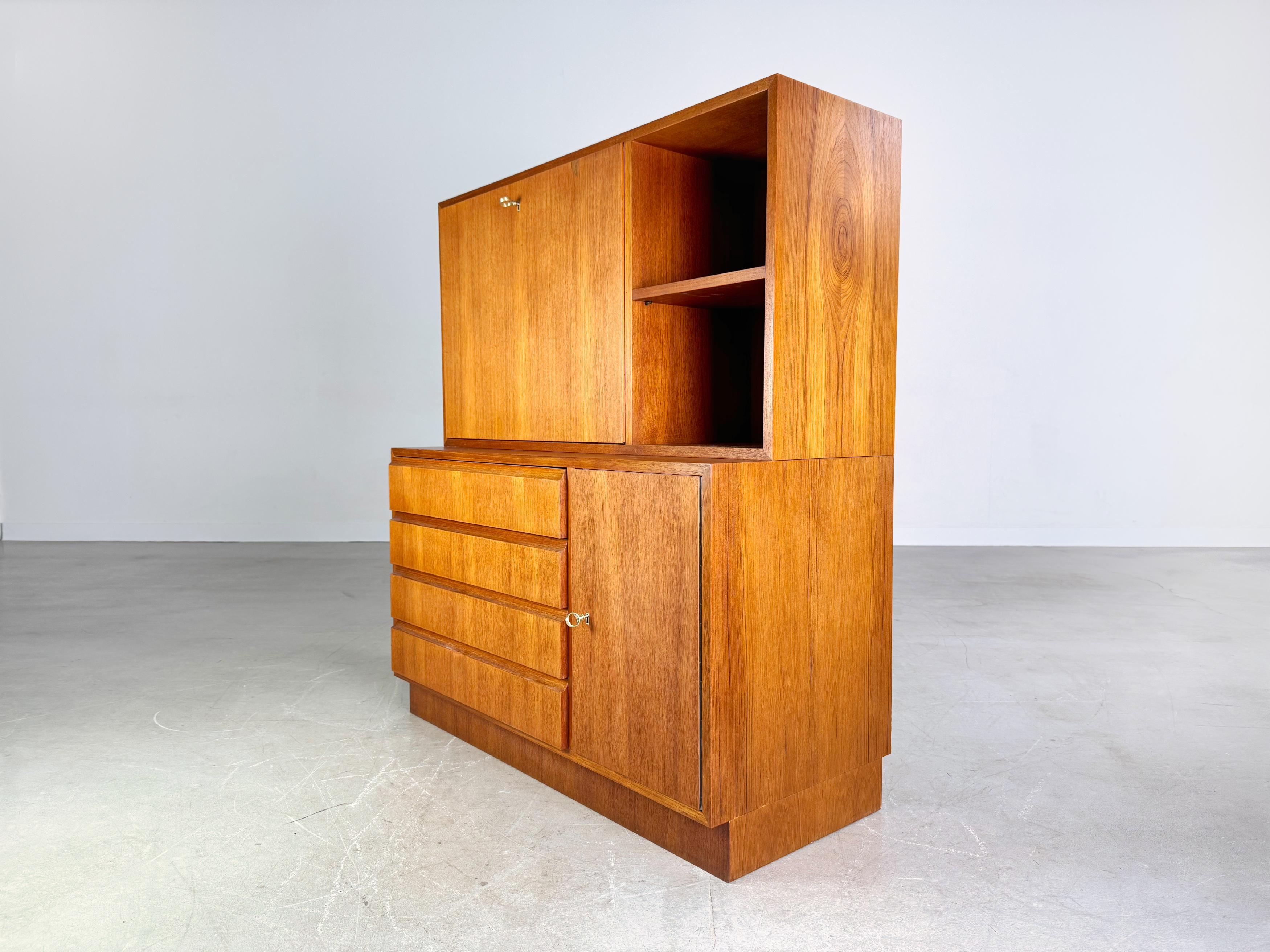 Originale Georg Satink Kommode Sekretär WK Möbel Teak del Medioevo in vendita 3