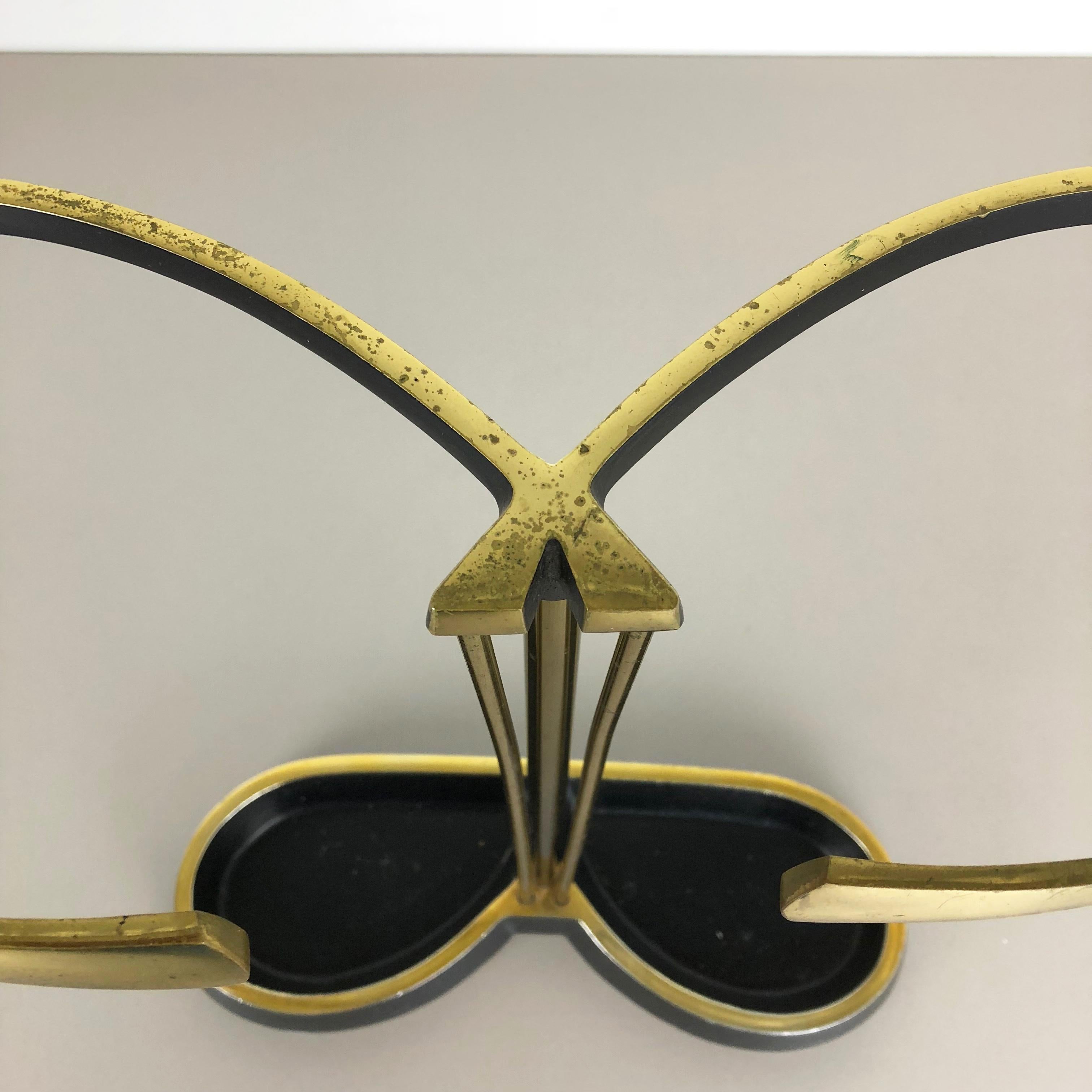 Porte-parapluies original en métal et laiton du milieu du siècle dernier, Autriche, années 1950 en vente 1