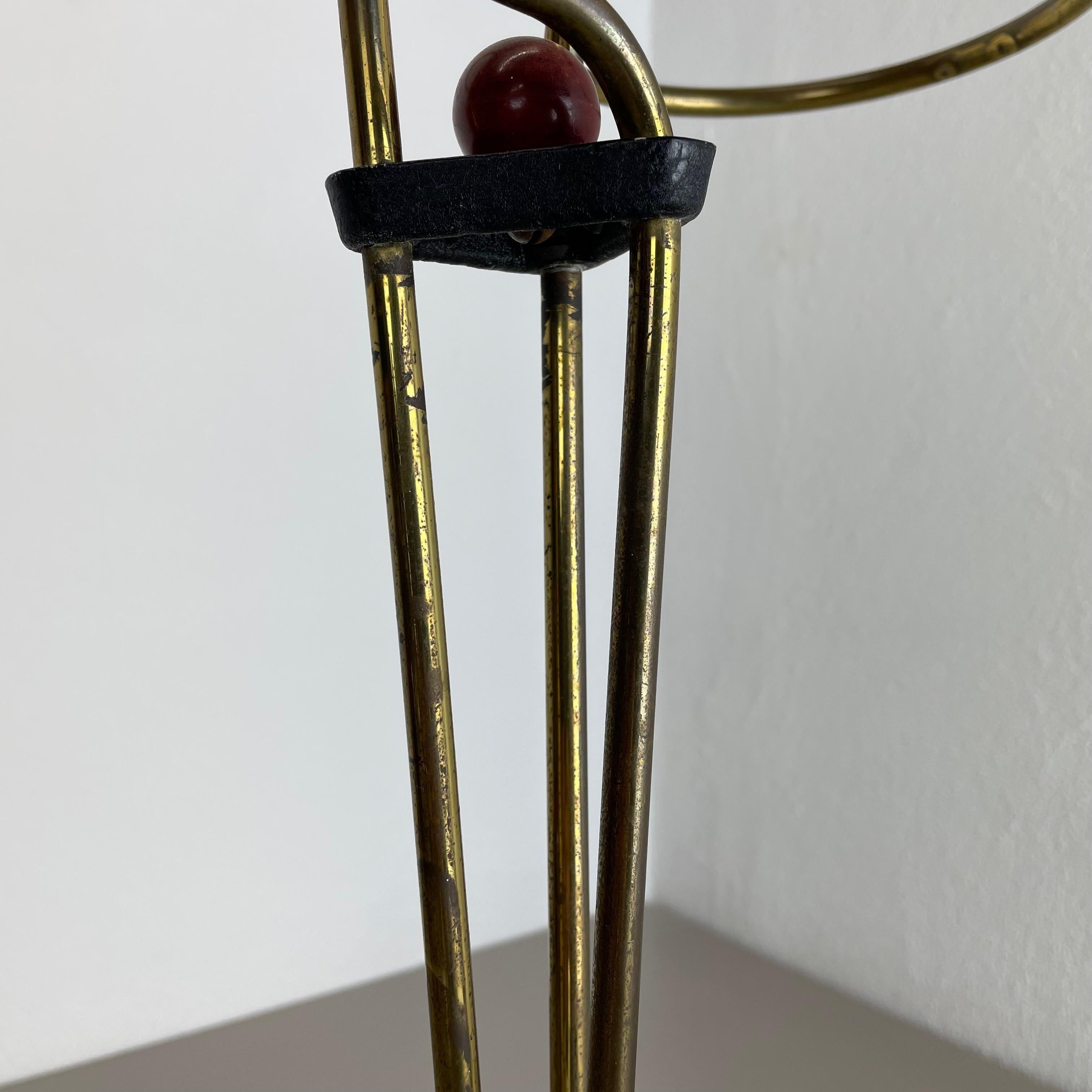 Original Mid-Century Metal Brass Modernist Bauhaus Umbrella Stand Germany, 1950s en vente 4
