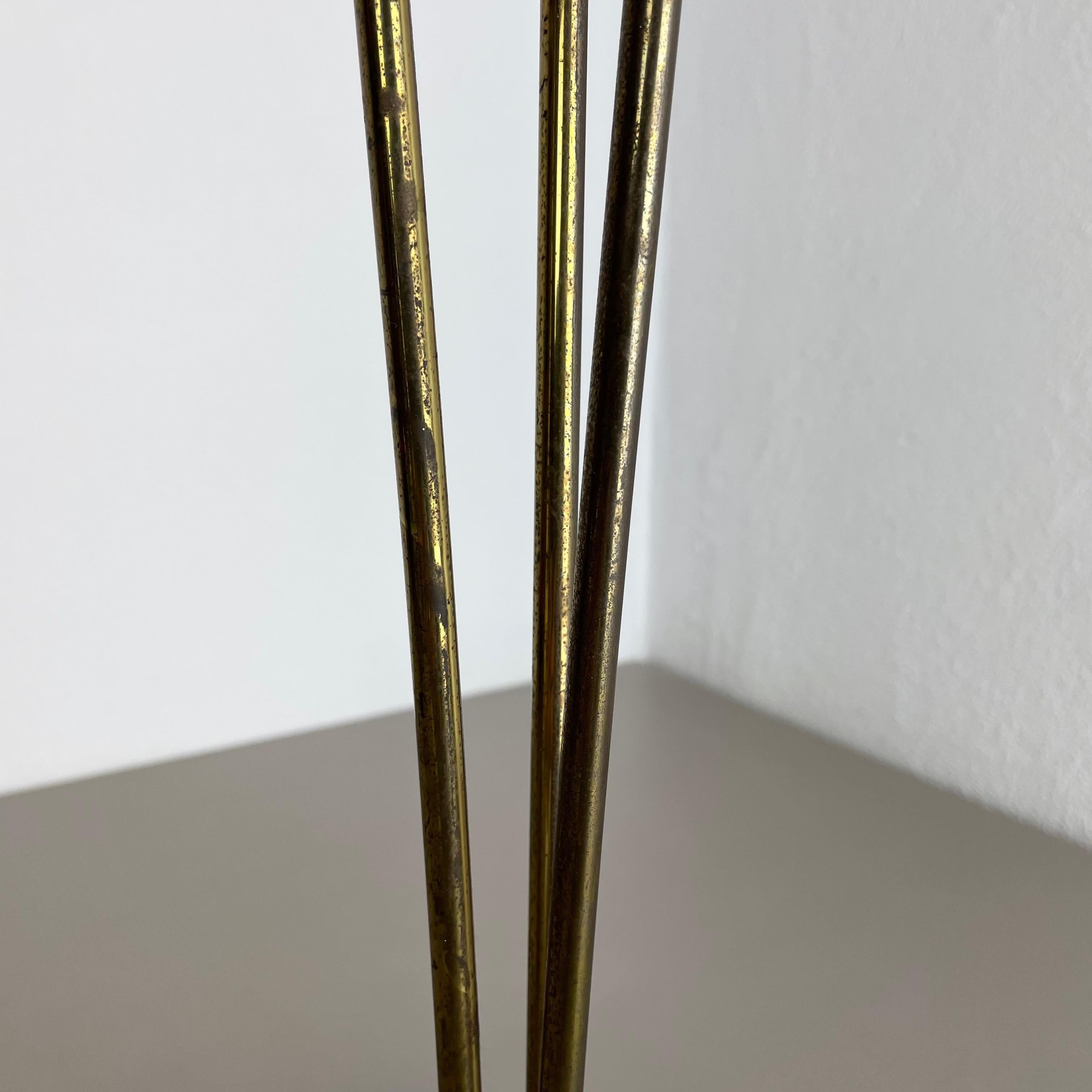 Original Mid-Century Metal Brass Modernist Bauhaus Umbrella Stand Germany, 1950s en vente 5
