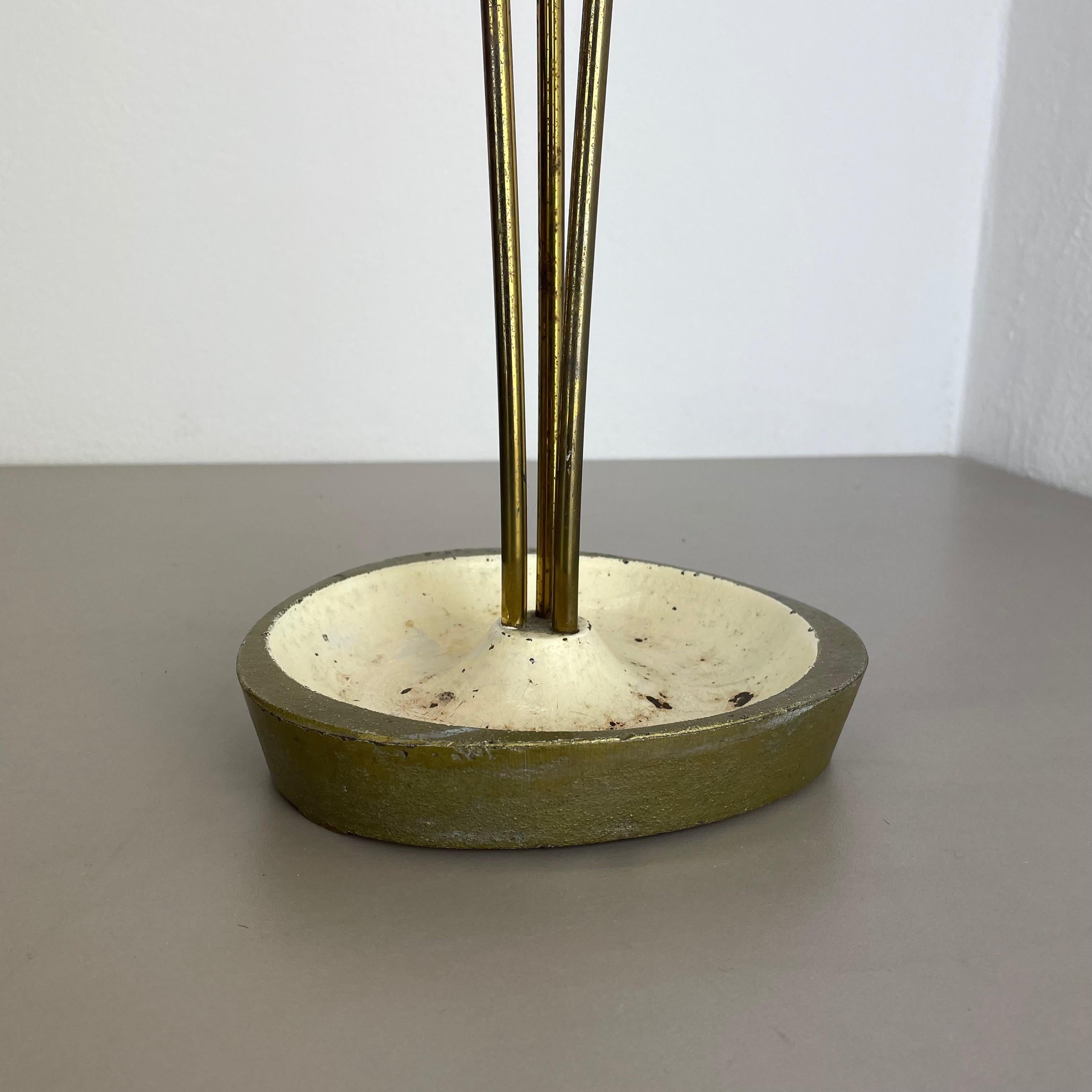 Original Mid-Century Metal Brass Modernist Bauhaus Umbrella Stand Germany, 1950s en vente 10