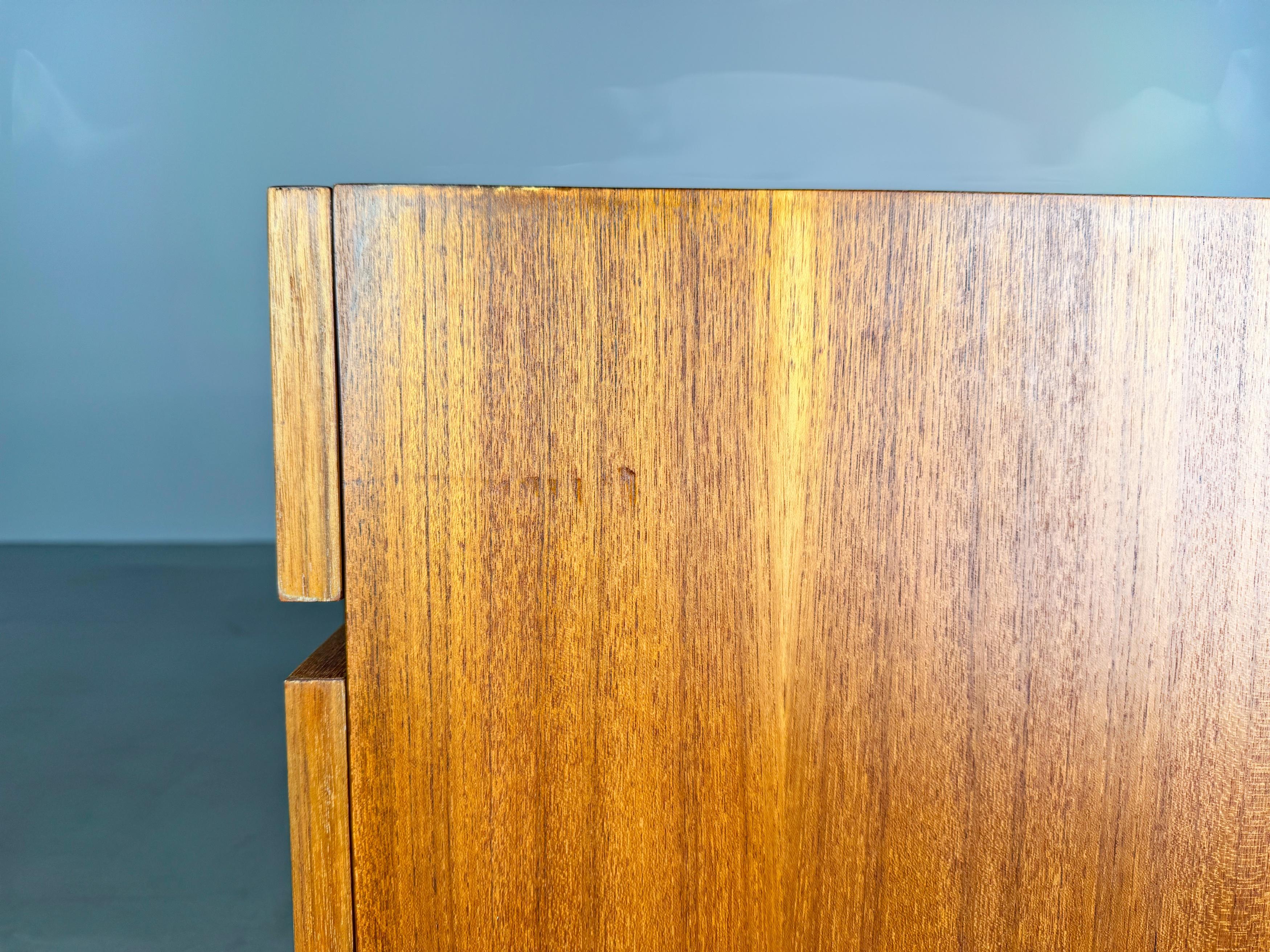 Original Midcentury Musterring Sideboard Nussbaum 1960 en vente 1