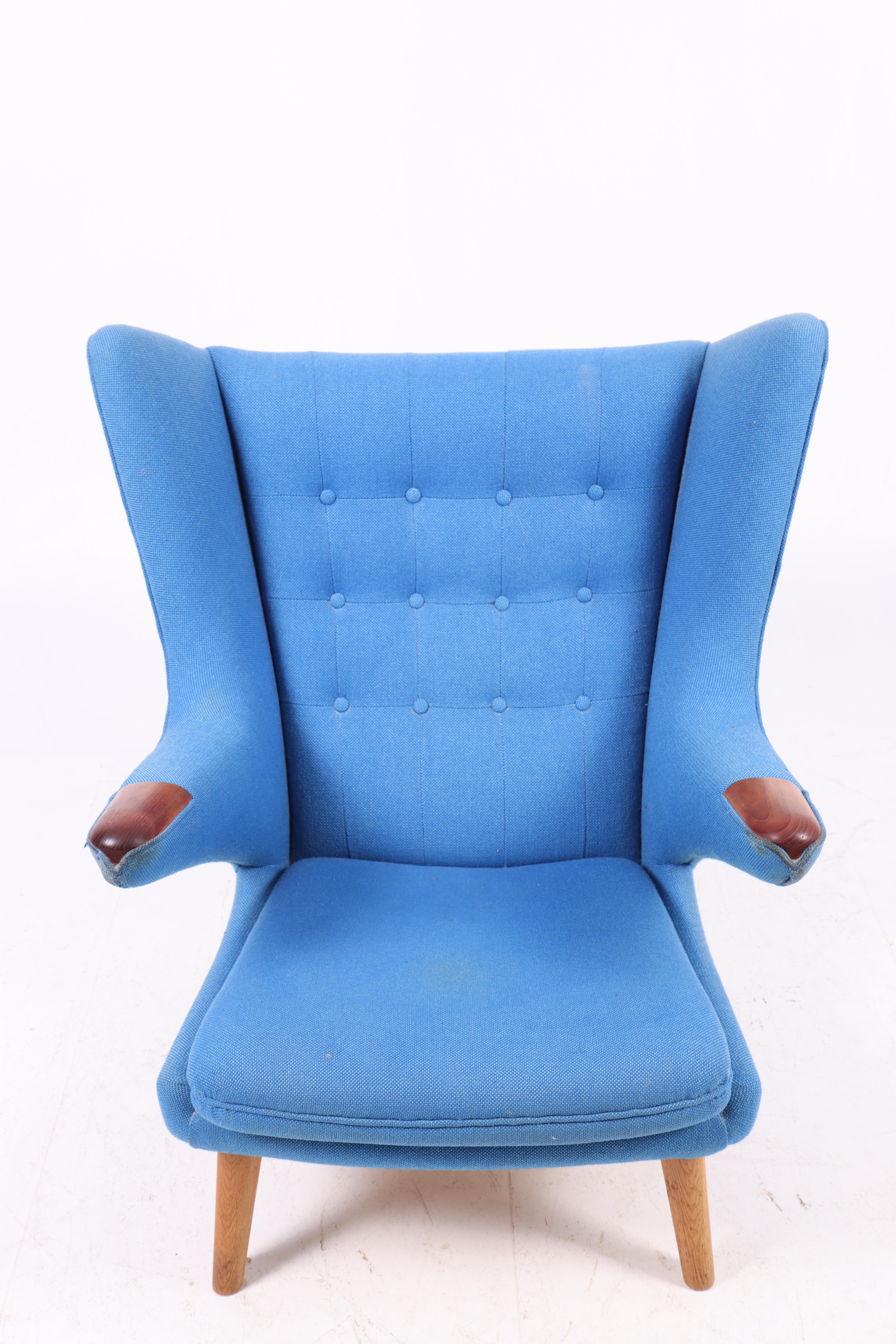 Scandinavian Modern Original Midcentury Papa Bear Chair by Wegner, Danish Design, 1960s