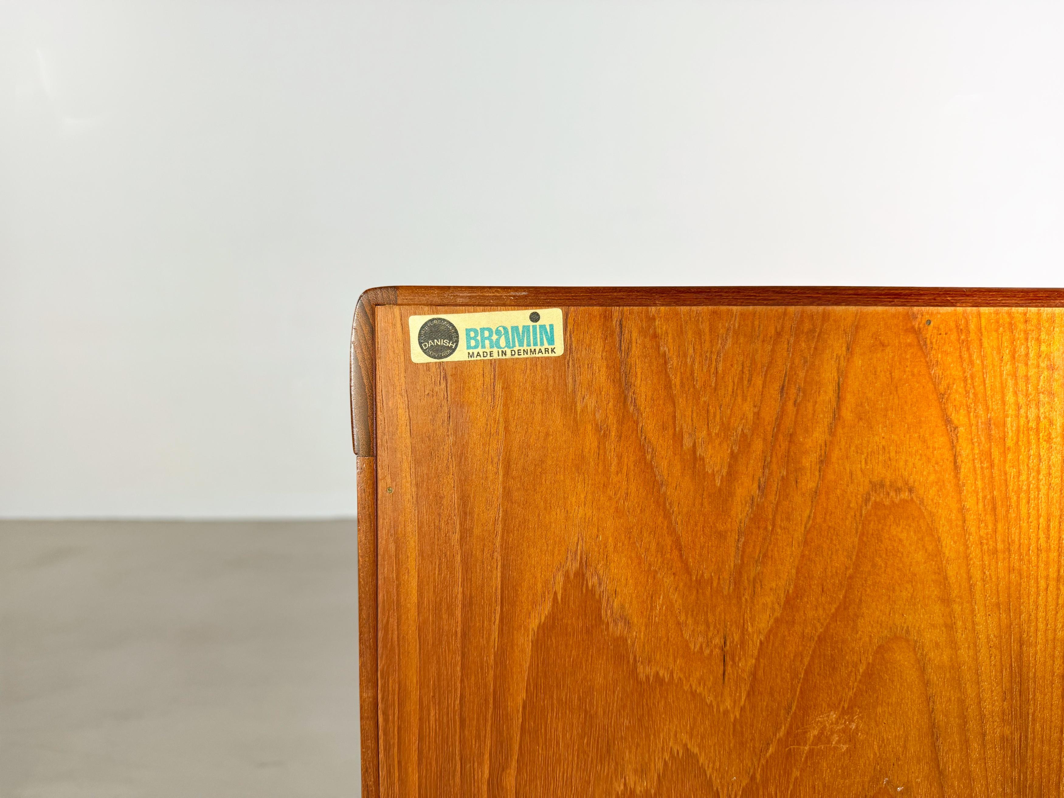Enfilade Bramin HW Klein Teck danois Vintage d'origine du milieu du siècle dernier en vente 4