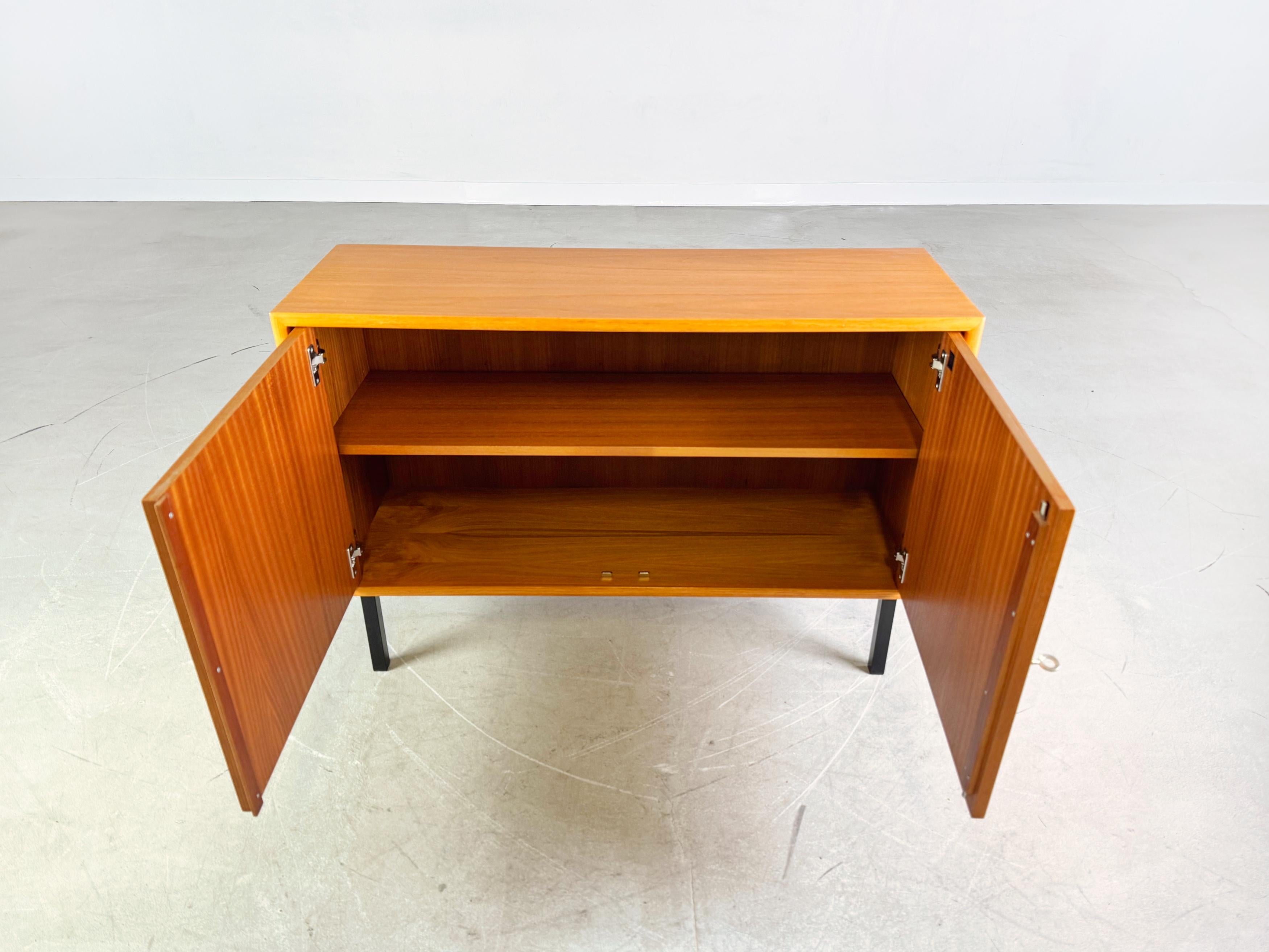 Mid-Century Modern Original Midcentury Sideboard II WK Möbel Anrichte Teak Vintage For Sale