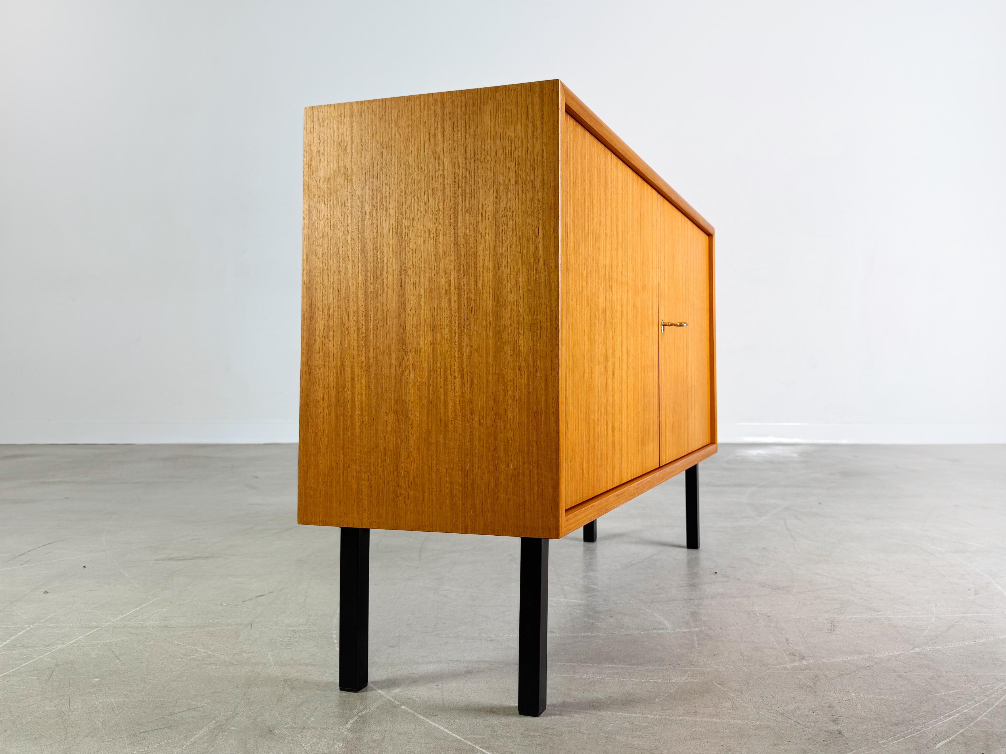 Original Midcentury Sideboard WK Möbel Anrichte Teak Vintage In Good Condition For Sale In Berlin, DE