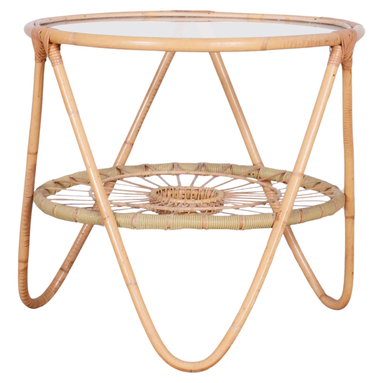 Originaler kleiner Mid-Century-Tisch, Alan Fuchs, ULUV, Rattan, Glas, Tschechien, 1940er Jahre im Angebot