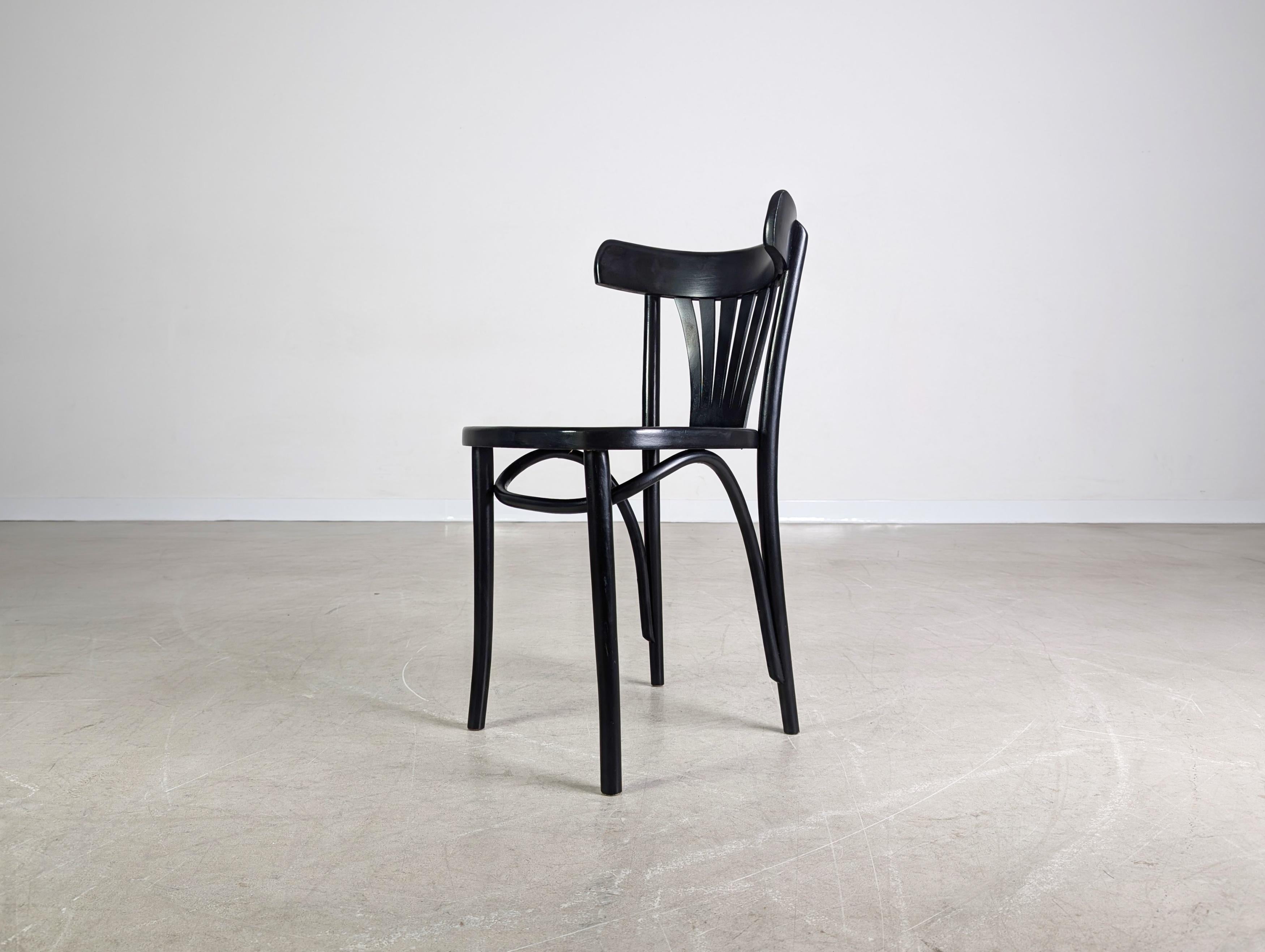 Original Midcentury Stuhl ZPM Radomsko Kaffeehausstuhl Bugholz In Good Condition For Sale In Berlin, DE