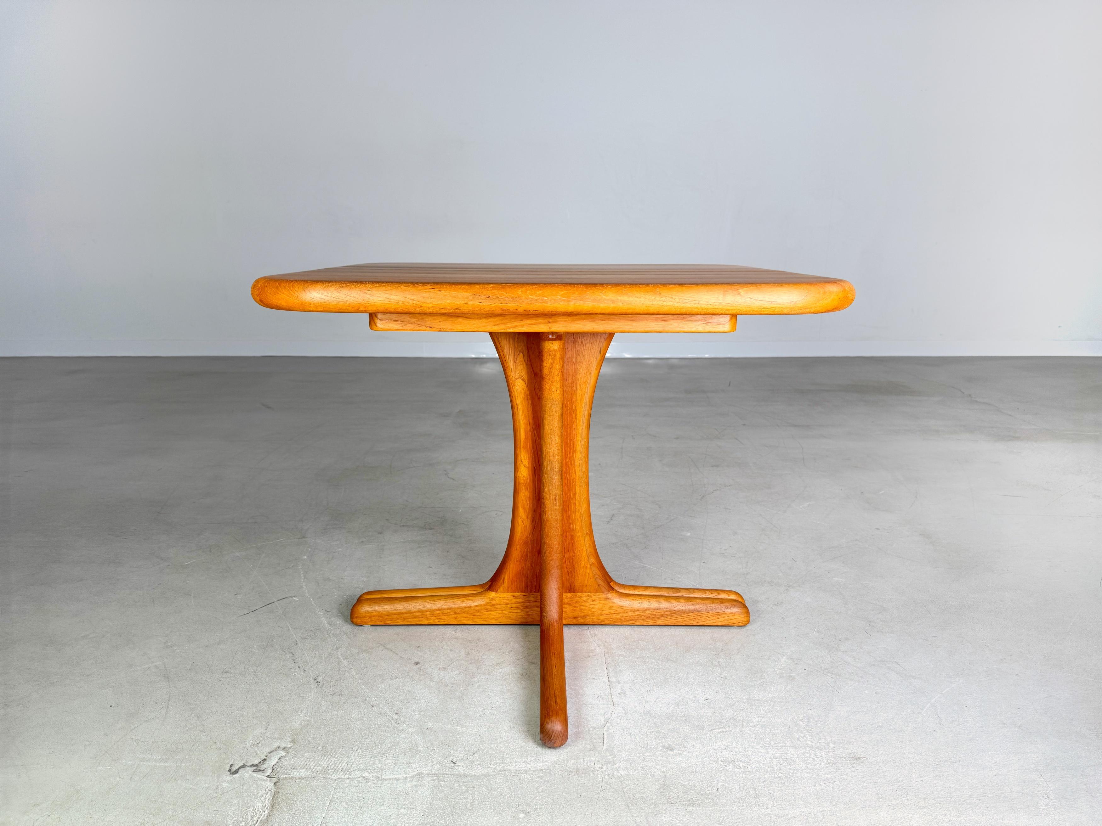Danois Original Midcentury Teak Esstisch ausziehbar 1960s Vintage Tisch en vente