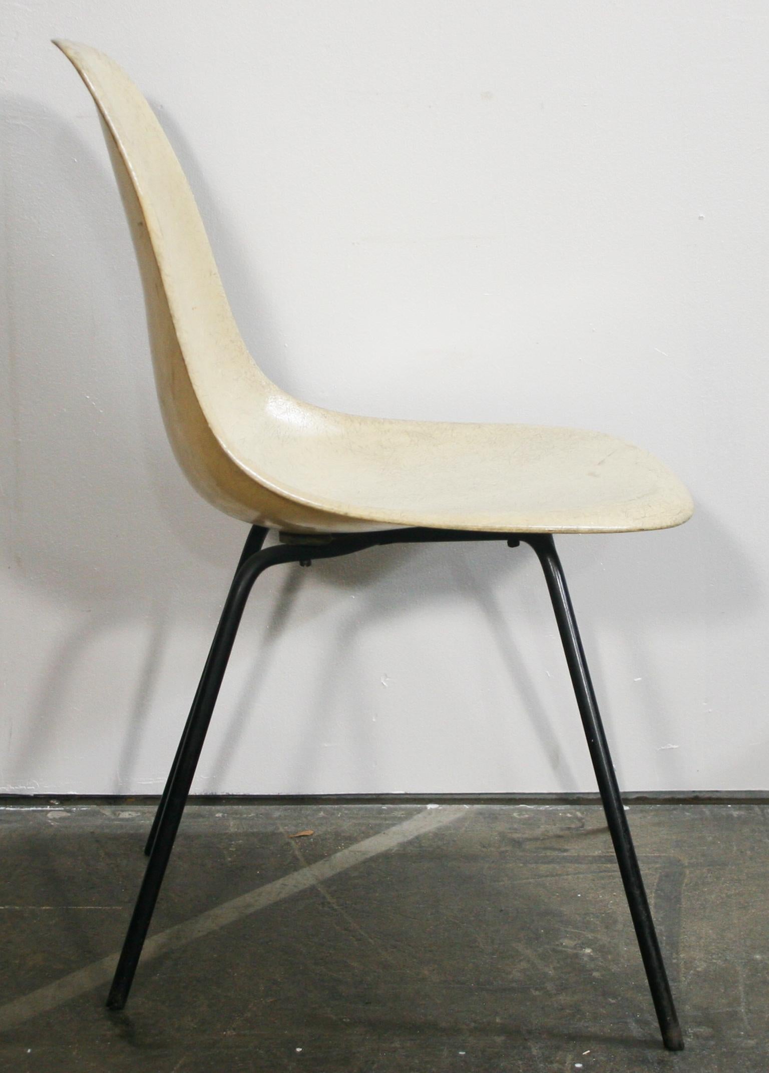 Mid-Century Modern Original Midcentury White Herman Miller Eames Fiberglass Shell Chair Iron X Base