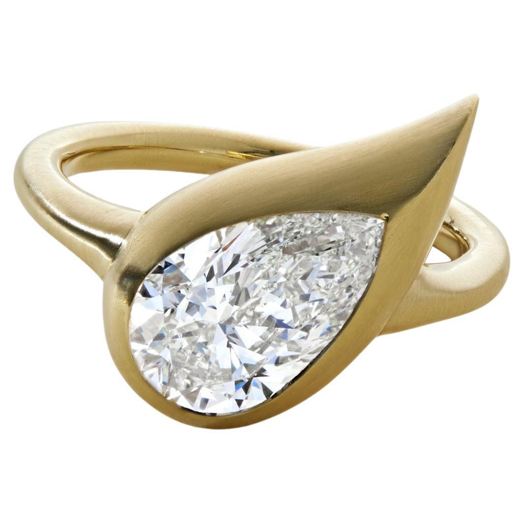 Anello da mignolo Mika con diamante a pera, a destra