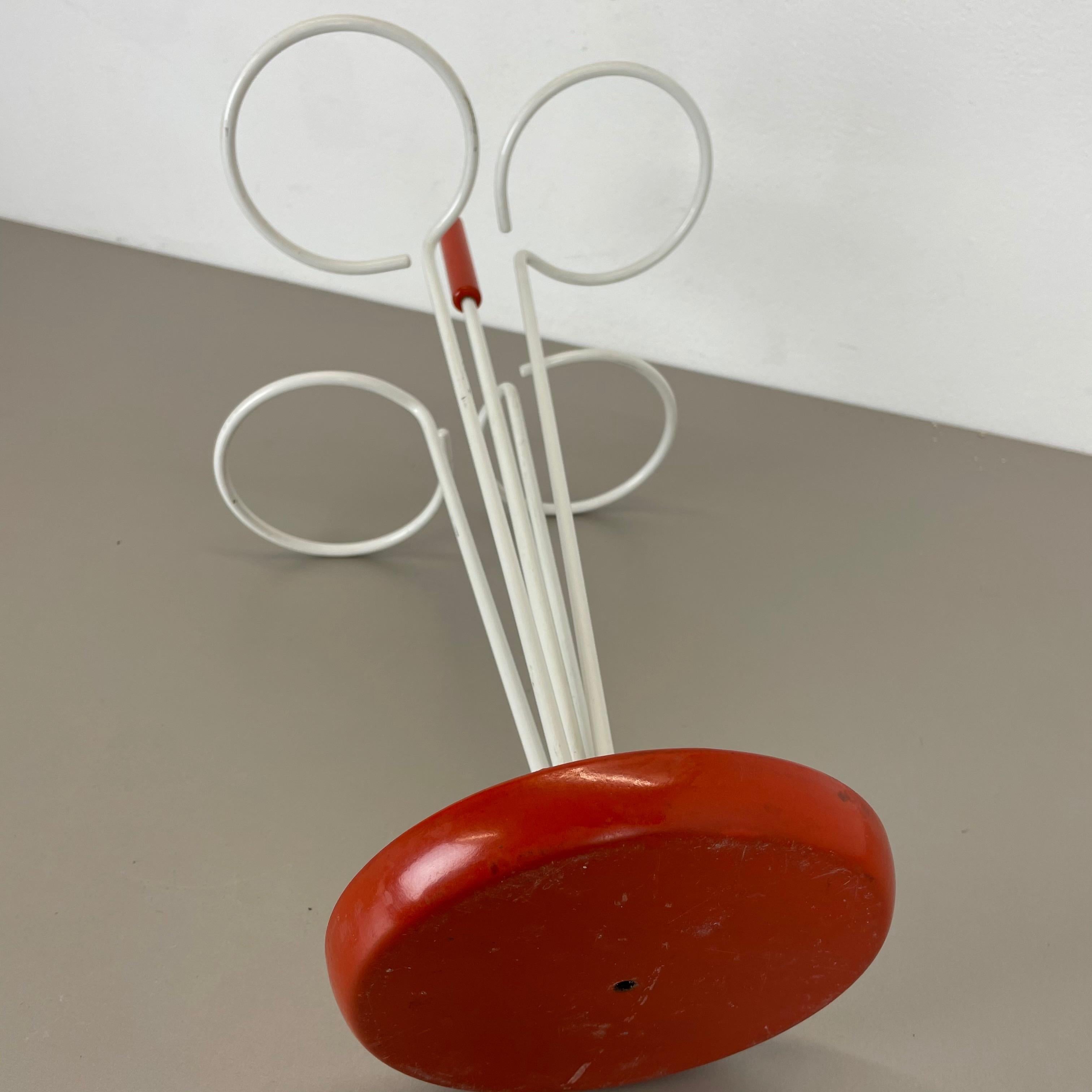 Minimalistischer Metall-Pop-Art-Schirmständer im Matgot-Stil, Deutschland, 1960er Jahre im Angebot 8