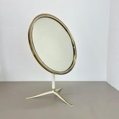 Miroir de table original The Moderns en laiton Vereinigte Werkstätten Munich, Allemagne années 1950