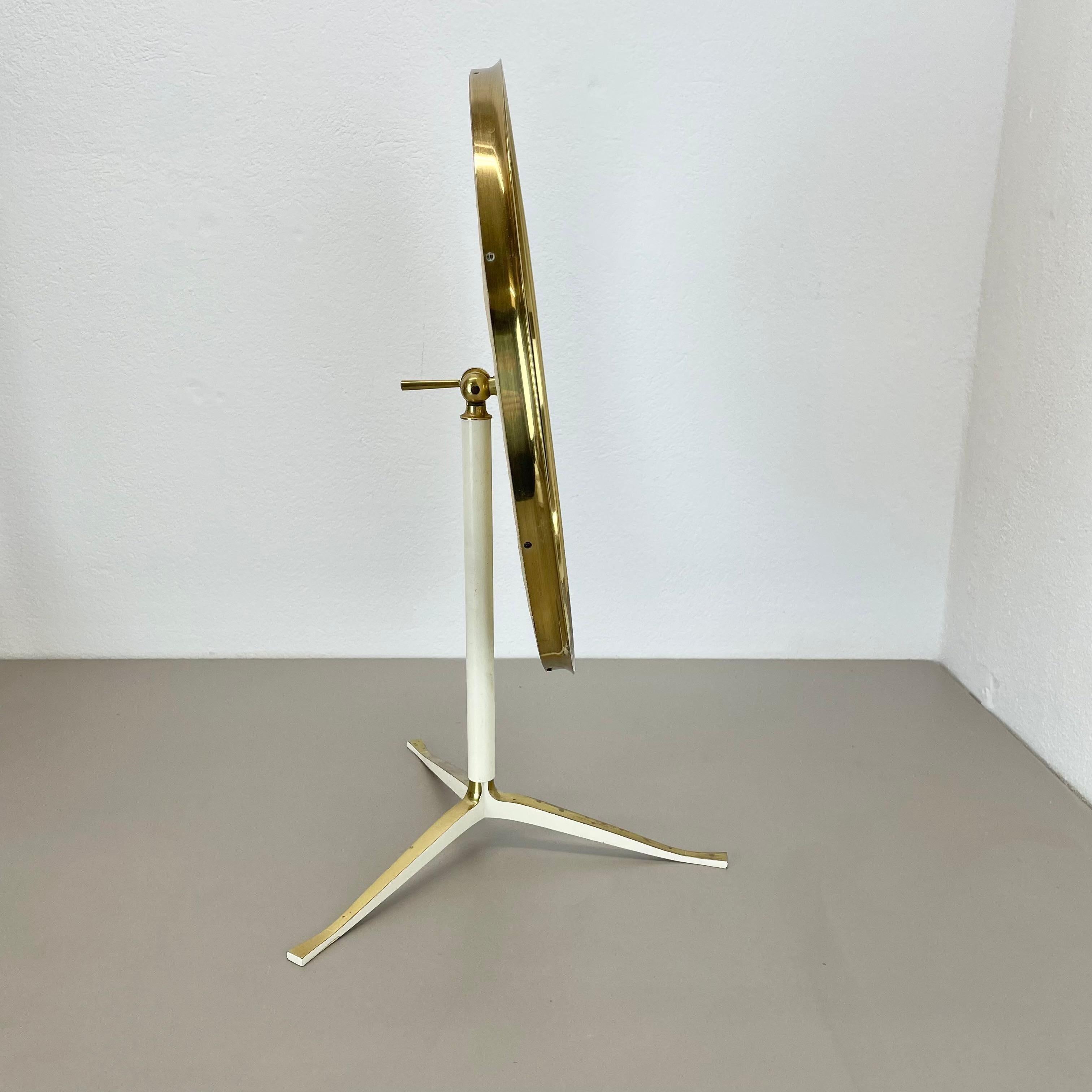 Mid-Century Modern Miroir de table original The Moderns en laiton Vereinigte Werkstätten Munich, Allemagne années 1950 en vente