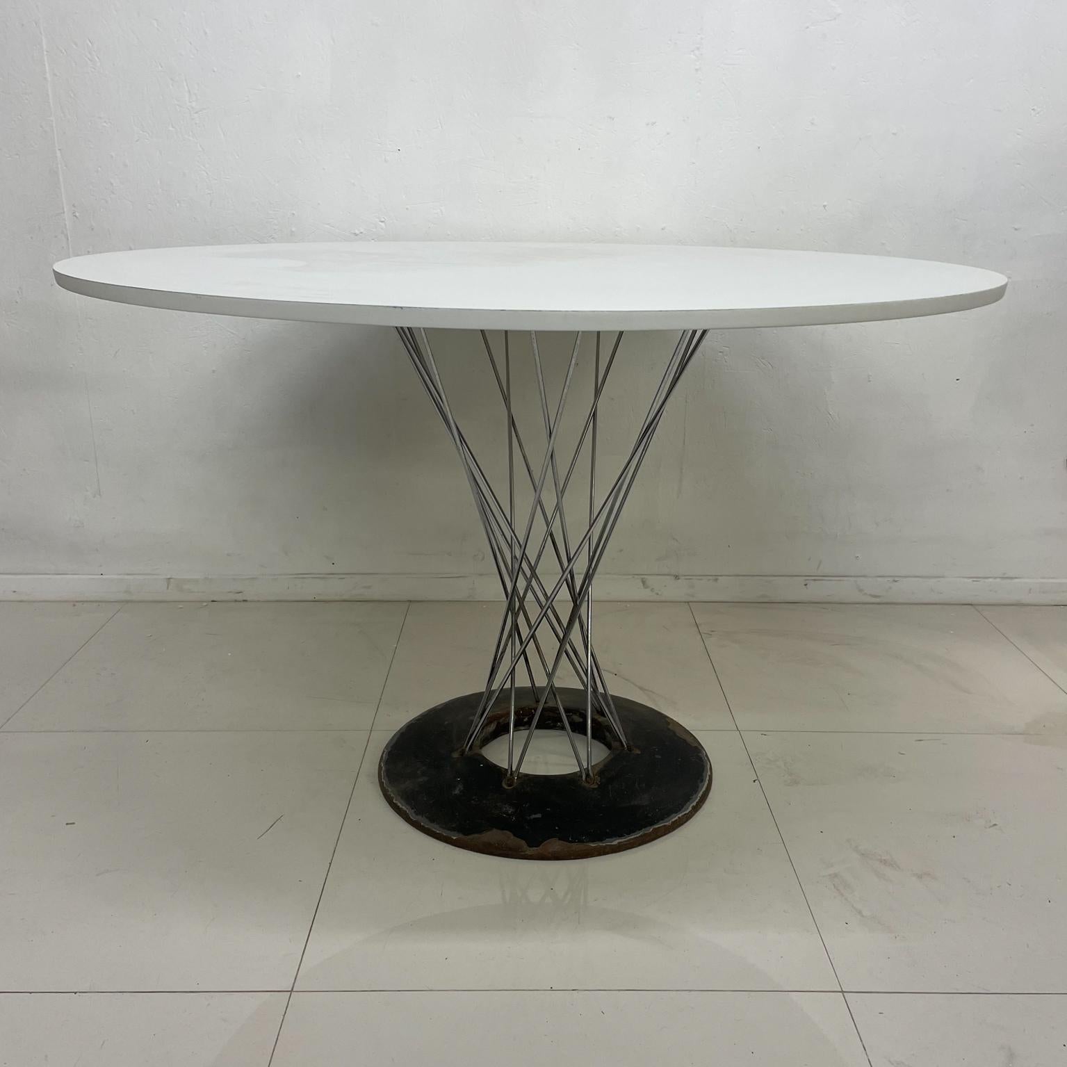 1957 Original Modern Cyclone Dining Table Isamu Noguchi for Knoll with New Top In Fair Condition In Chula Vista, CA