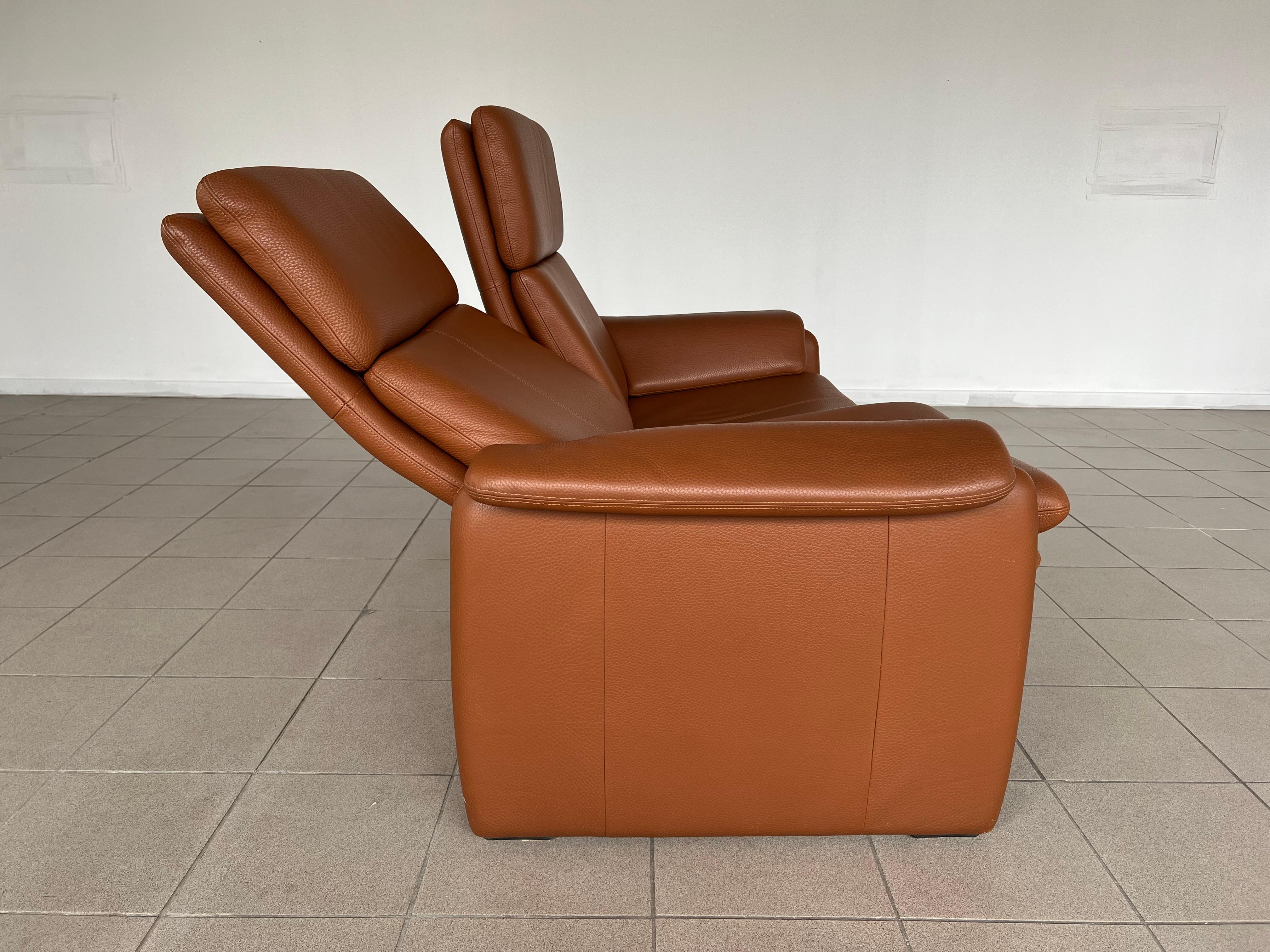 Canapé deux places design Couch Sofa d'origine moderne en cuir d'Erpo en vente 3
