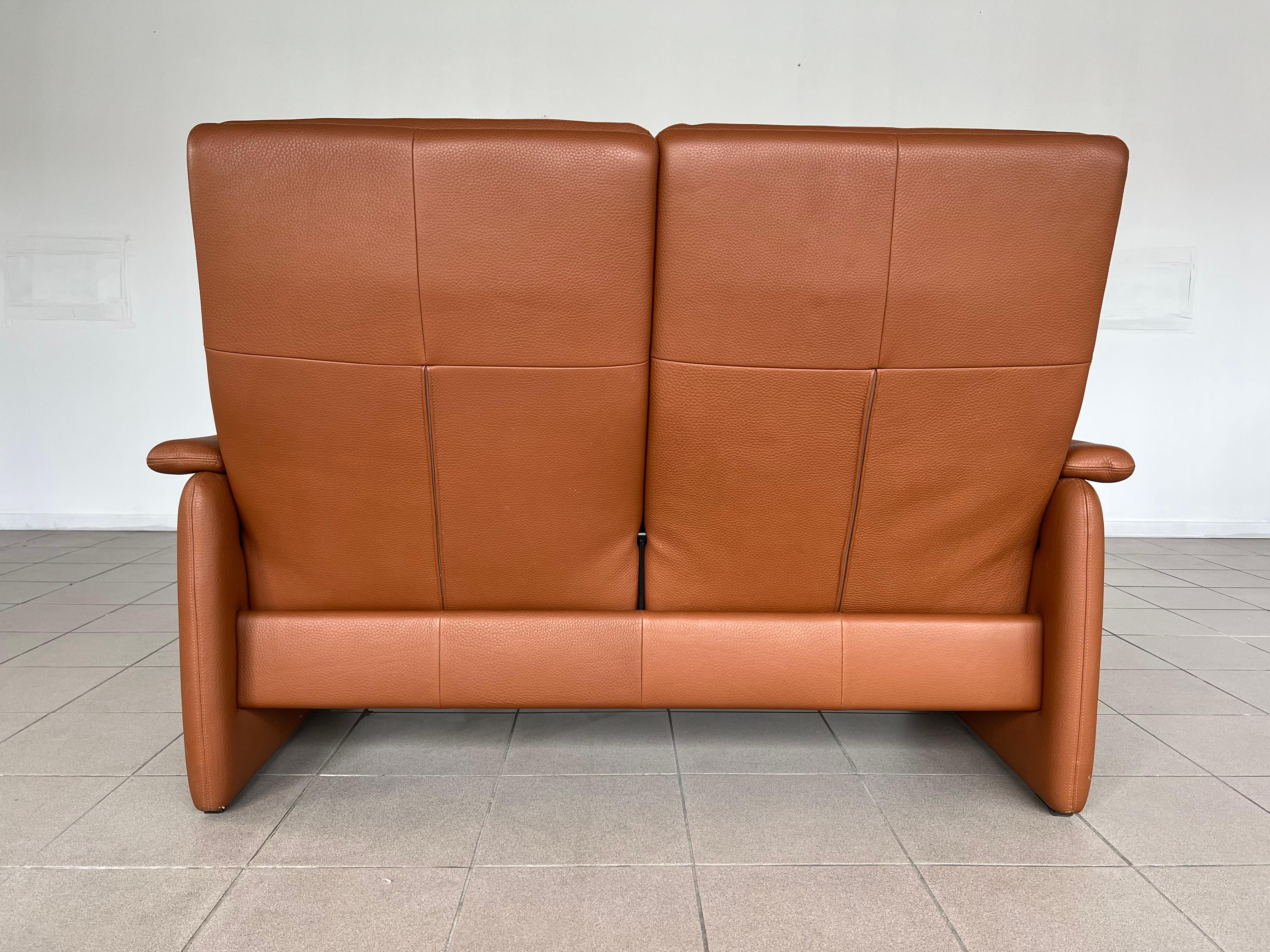 Canapé deux places design Couch Sofa d'origine moderne en cuir d'Erpo en vente 6