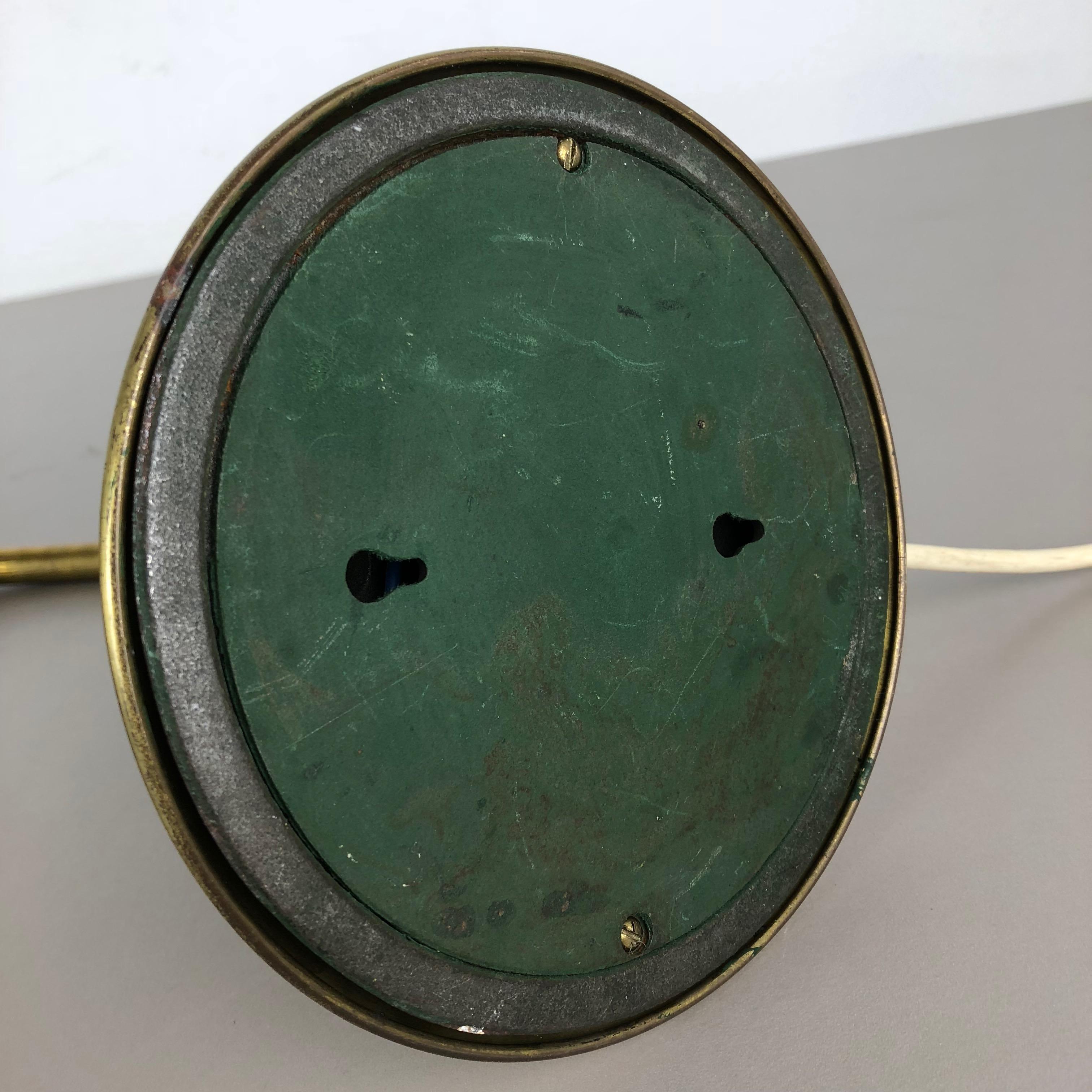 Lampe de table moderniste originale en laiton fabriquée par Cosack attribuée, Allemagne en vente 12