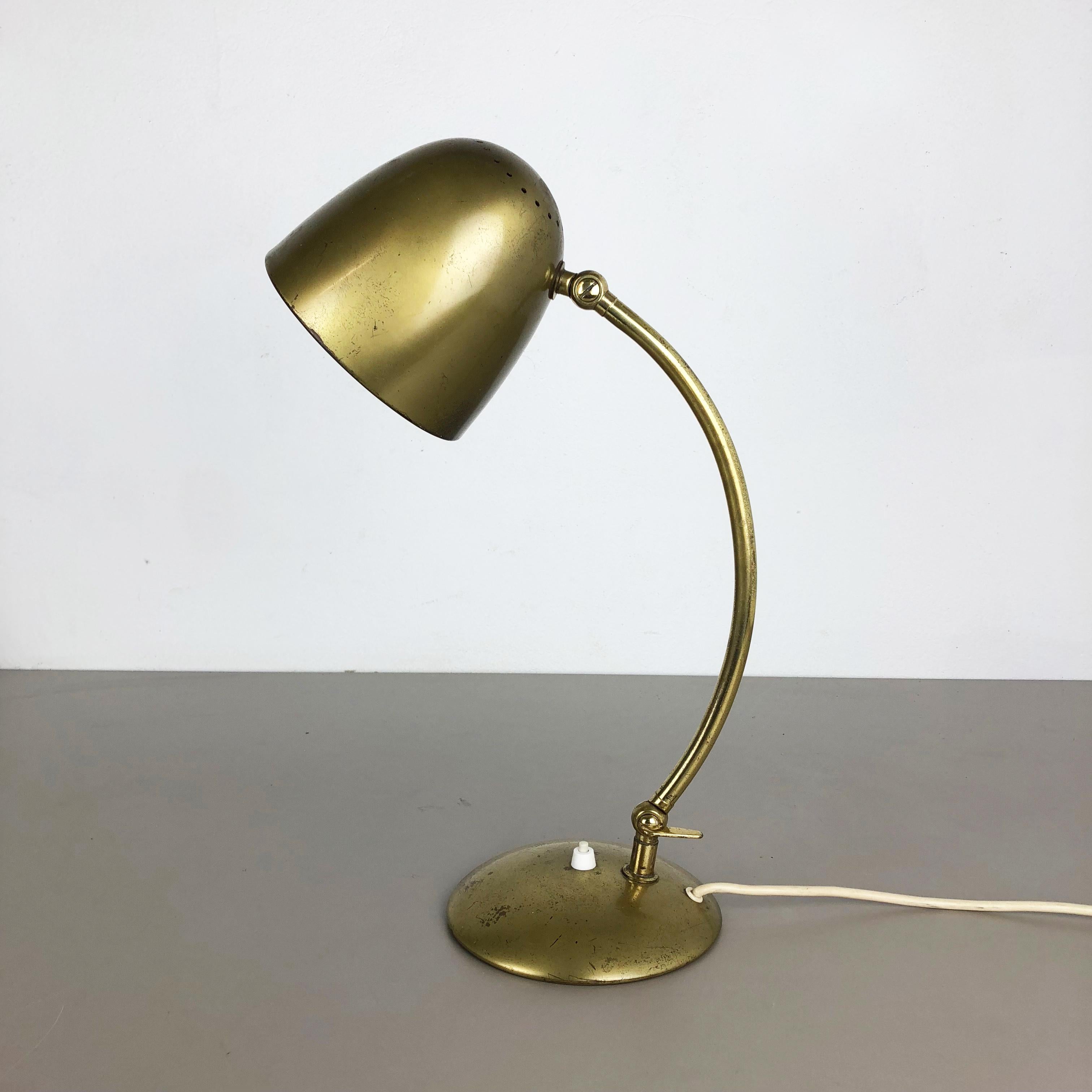 Article:

Table light


Origin:

Germany


Producer:

Cosack lights, Germany attributed


Material:

Metal


Age:

1960s



Description:

This original 1960s table light was designed and produced in Germany. Due to the