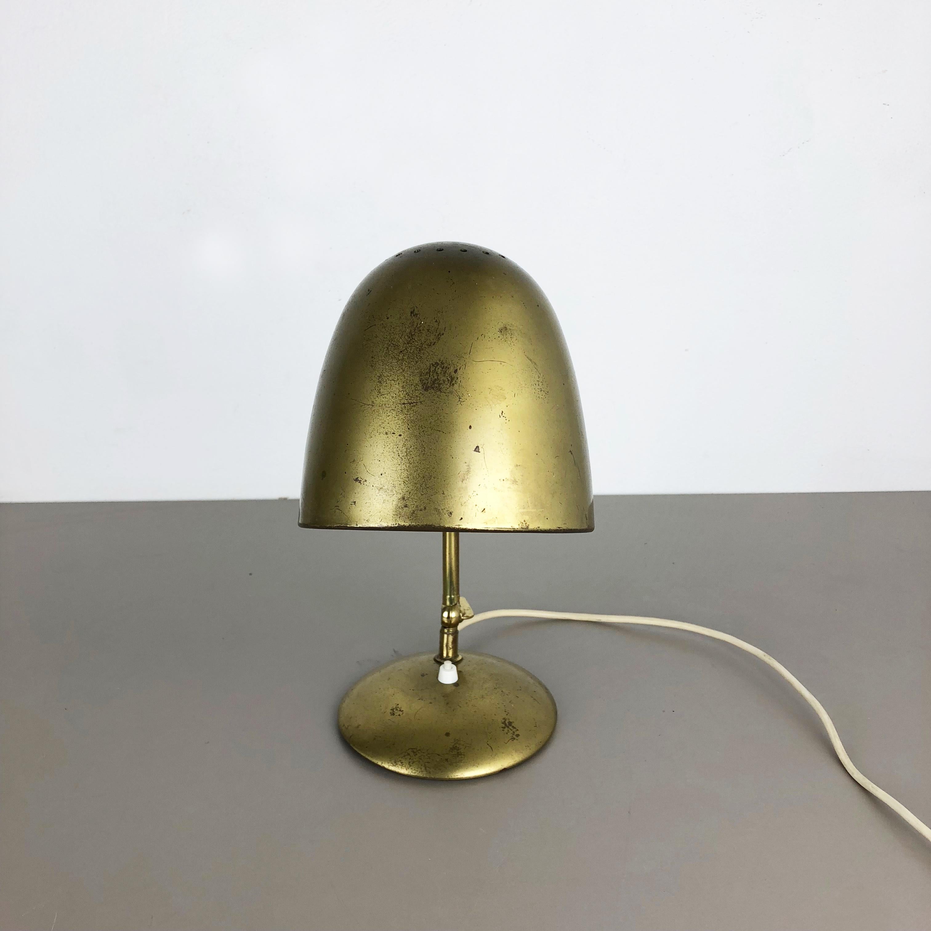 Lampe de table moderniste originale en laiton fabriquée par Cosack attribuée, Allemagne en vente 1
