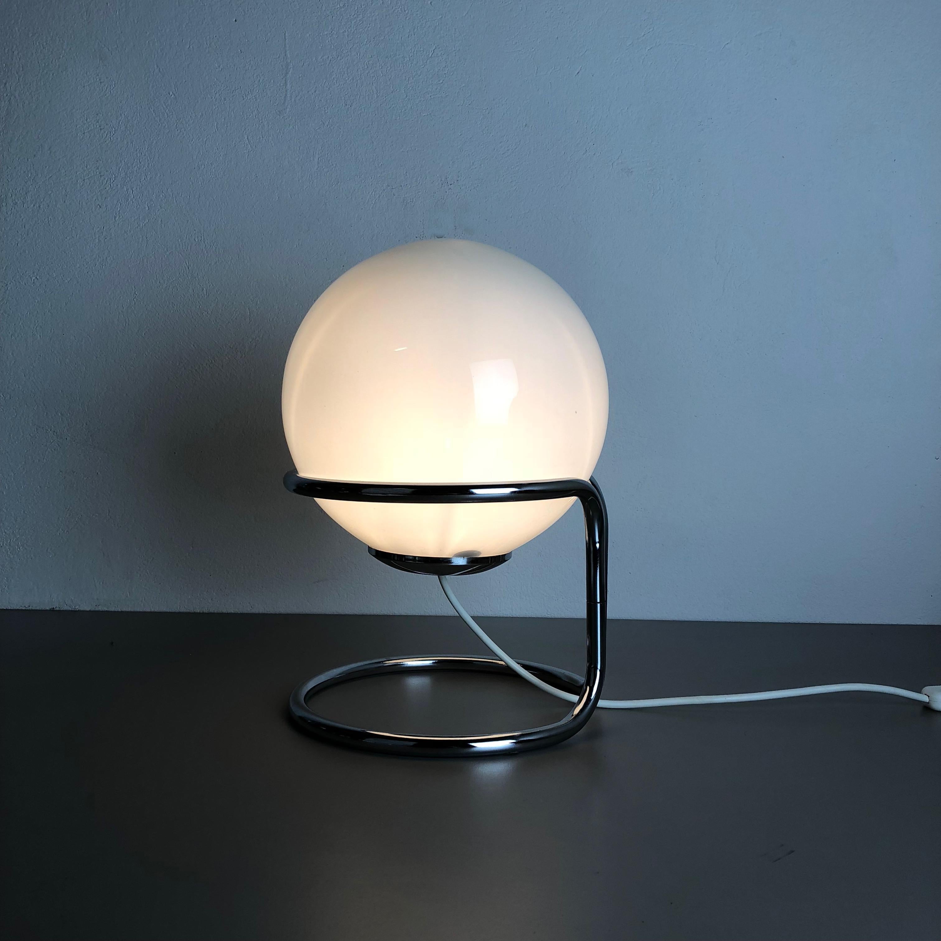 Original Modernist 1960s Sputnik Chromed Table Light by Honsel Lights, Germany In Good Condition In Kirchlengern, DE