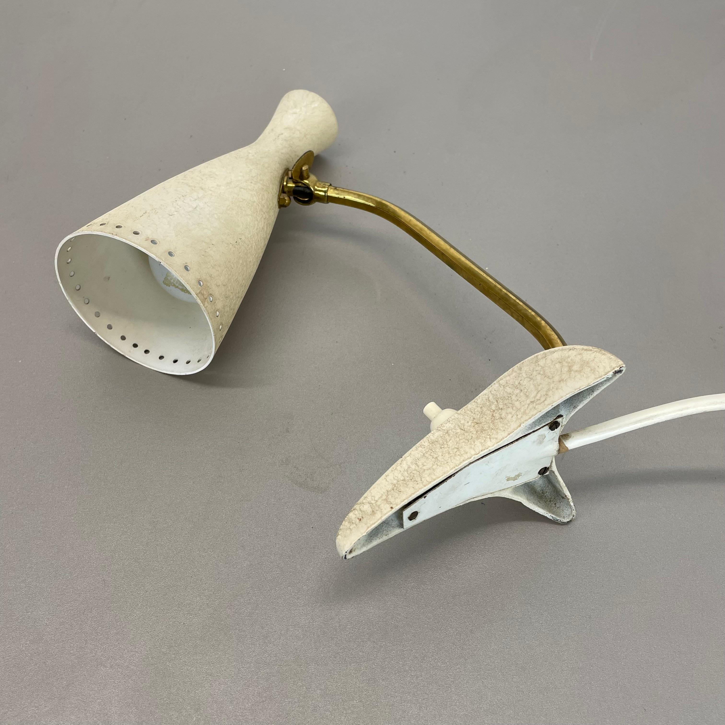 Lampe de bureau moderniste originale en métal beige par Cosack, Allemagne, années 1960 en vente 11