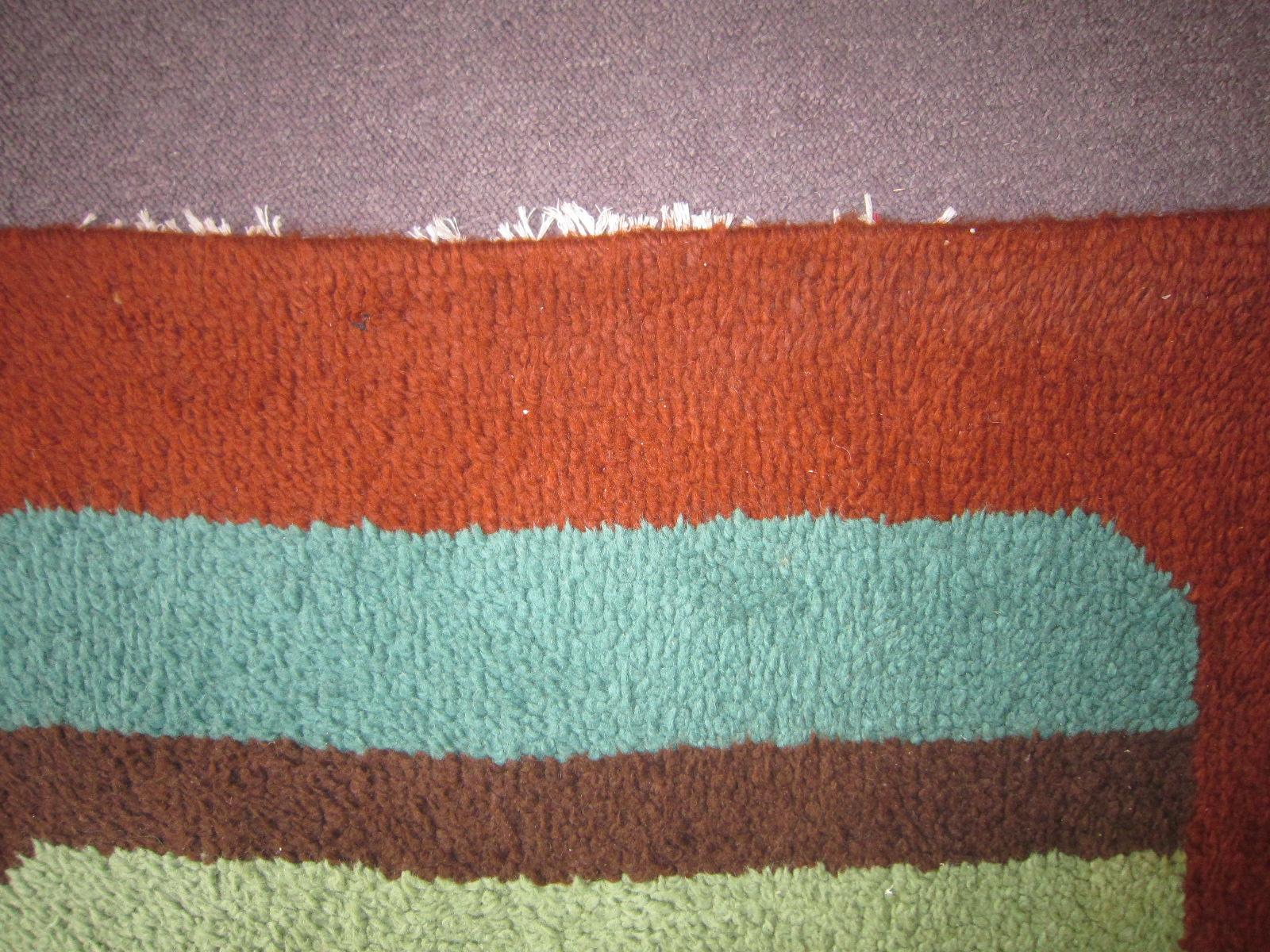 Original modernistischer farbenfroher Teppich mit kühnem, geometrischem Design im Angebot 1