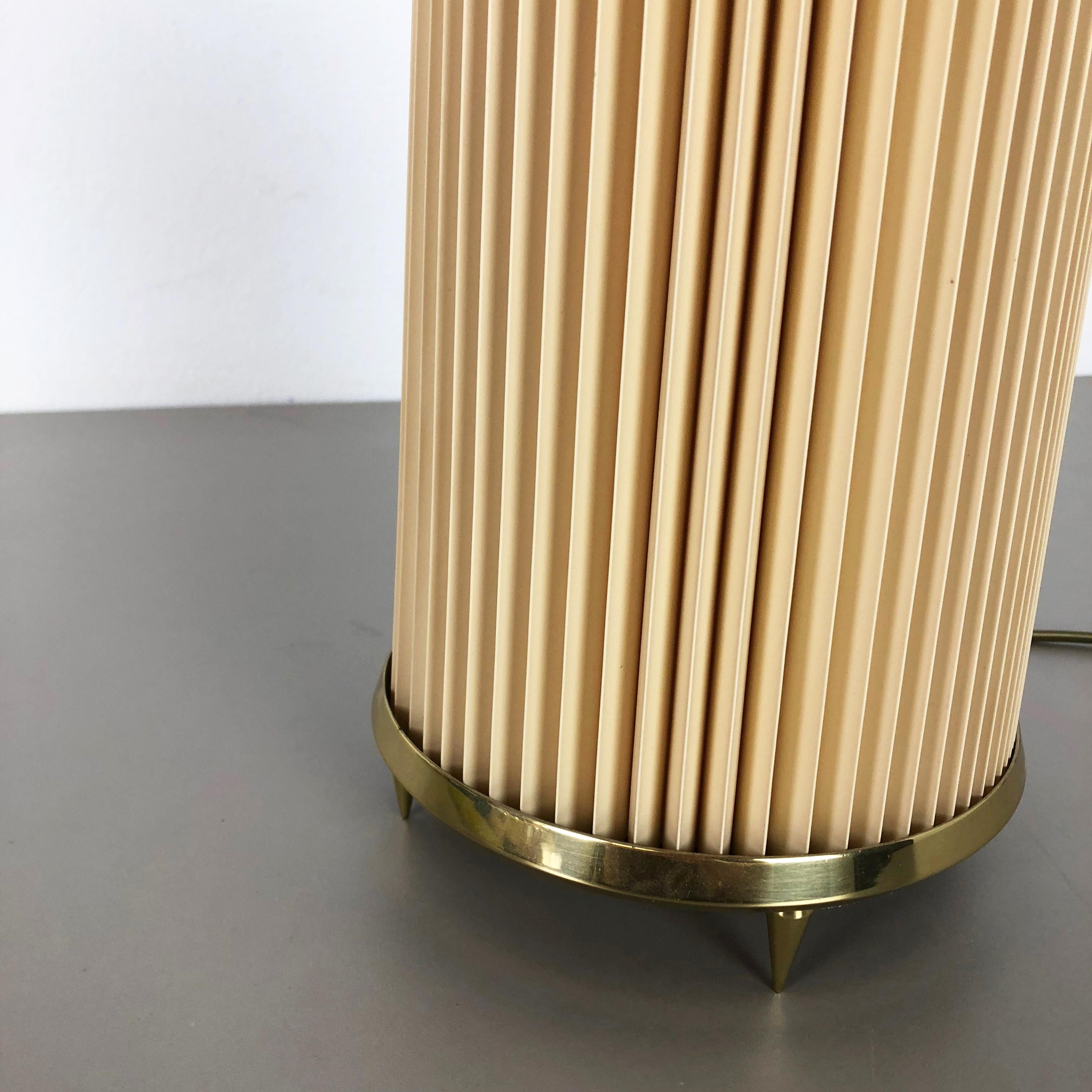 Original Modernist Huge Stilnovo Style Table Light with Brass Base, Italy, 1970s In Good Condition For Sale In Kirchlengern, DE