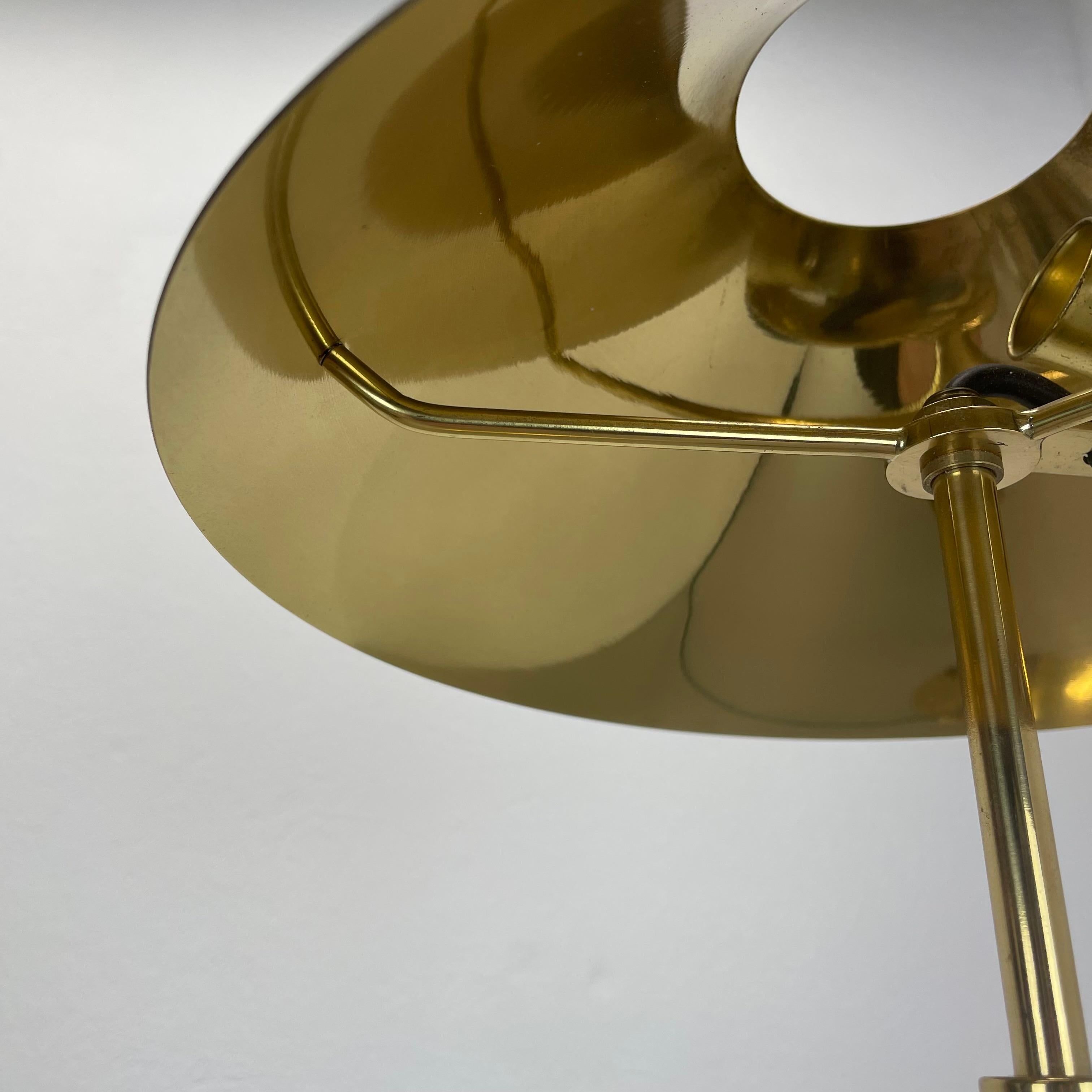 Original Modernist large 72cm brass Table Light by ANTA Leuchten, Germany, 1980s For Sale 4