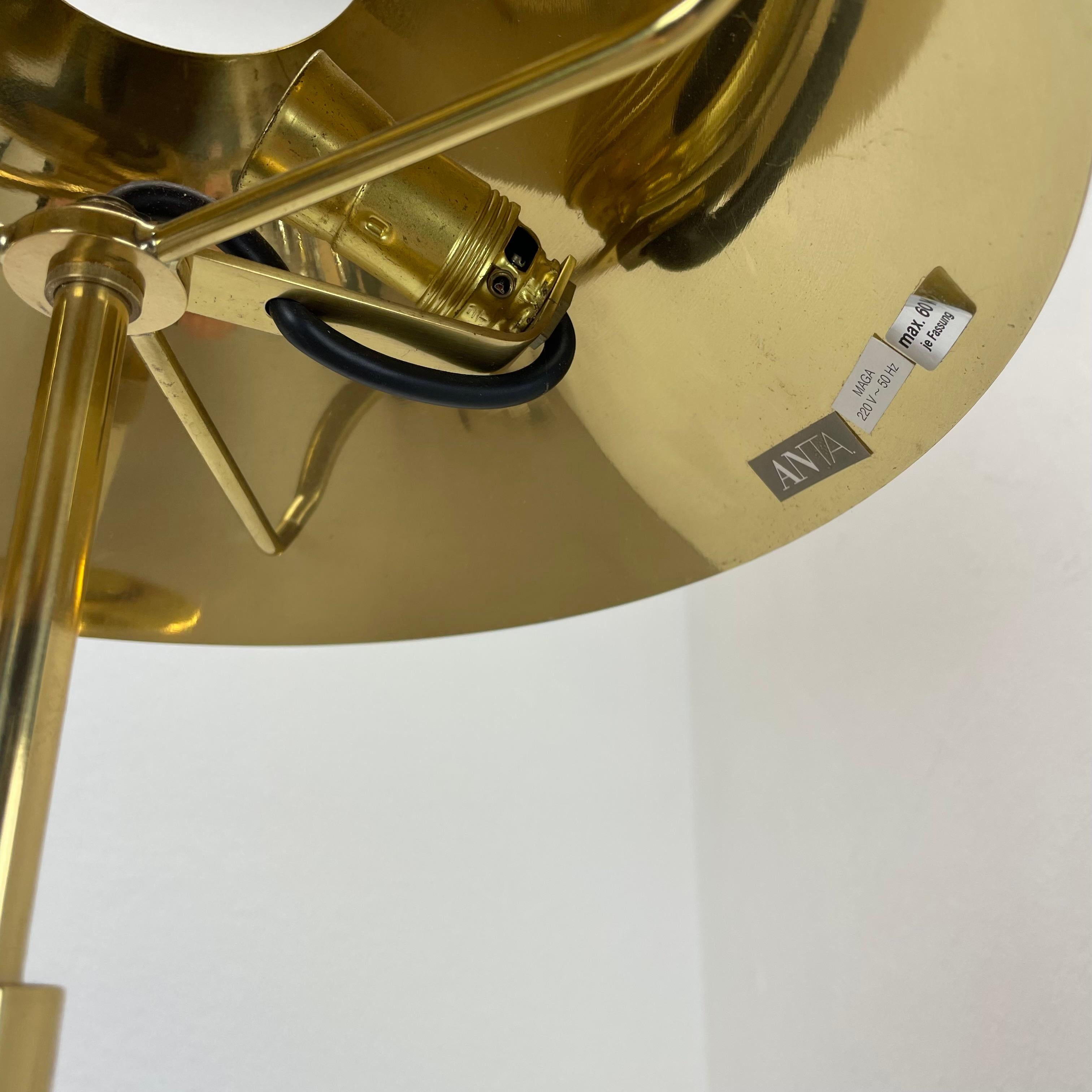 Original Modernist large 72cm brass Table Light by ANTA Leuchten, Germany, 1980s For Sale 3