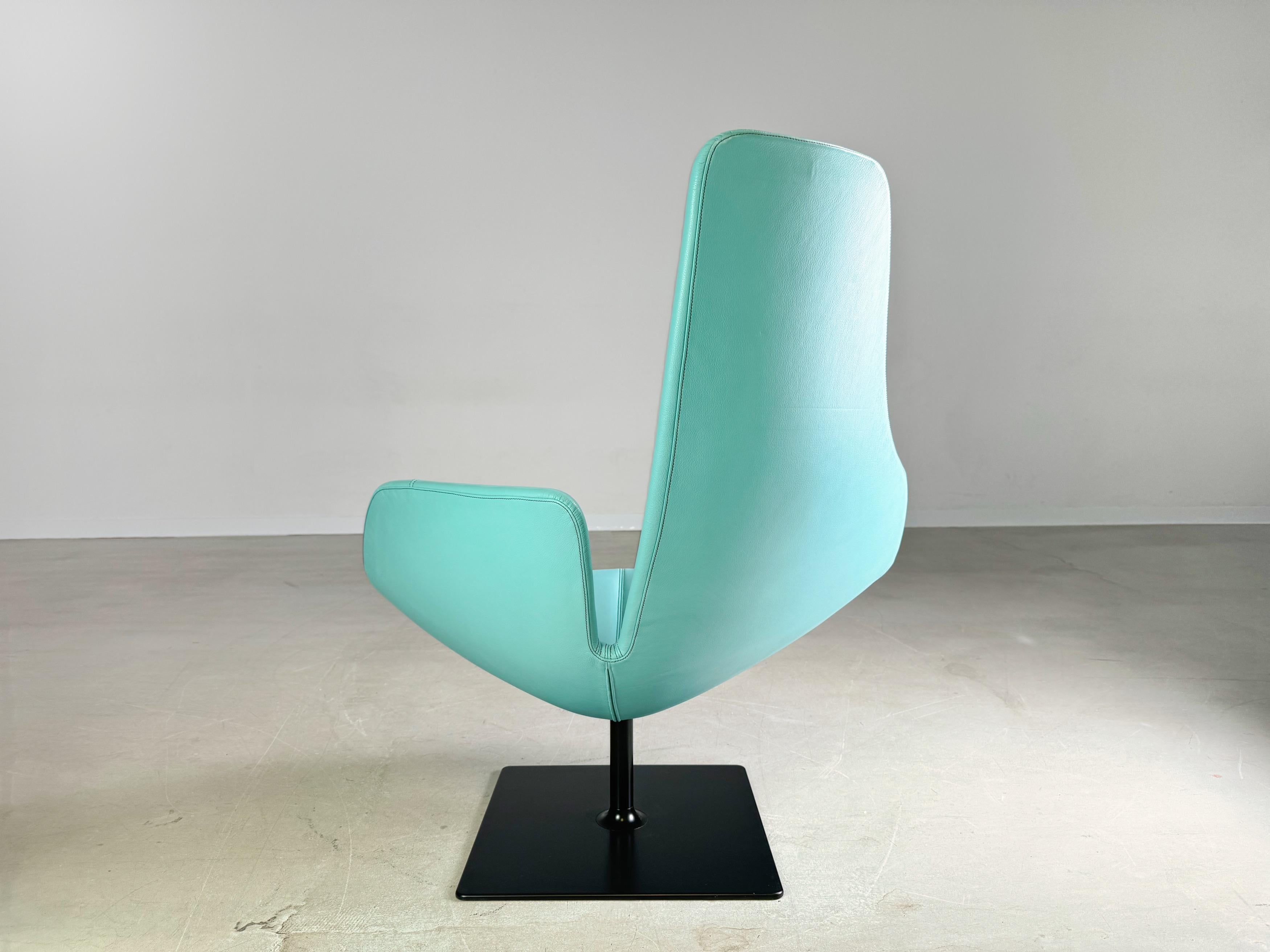 Original Moroso armchair leather blue turquoise Patricia Urquiola swivel In Good Condition For Sale In Berlin, DE