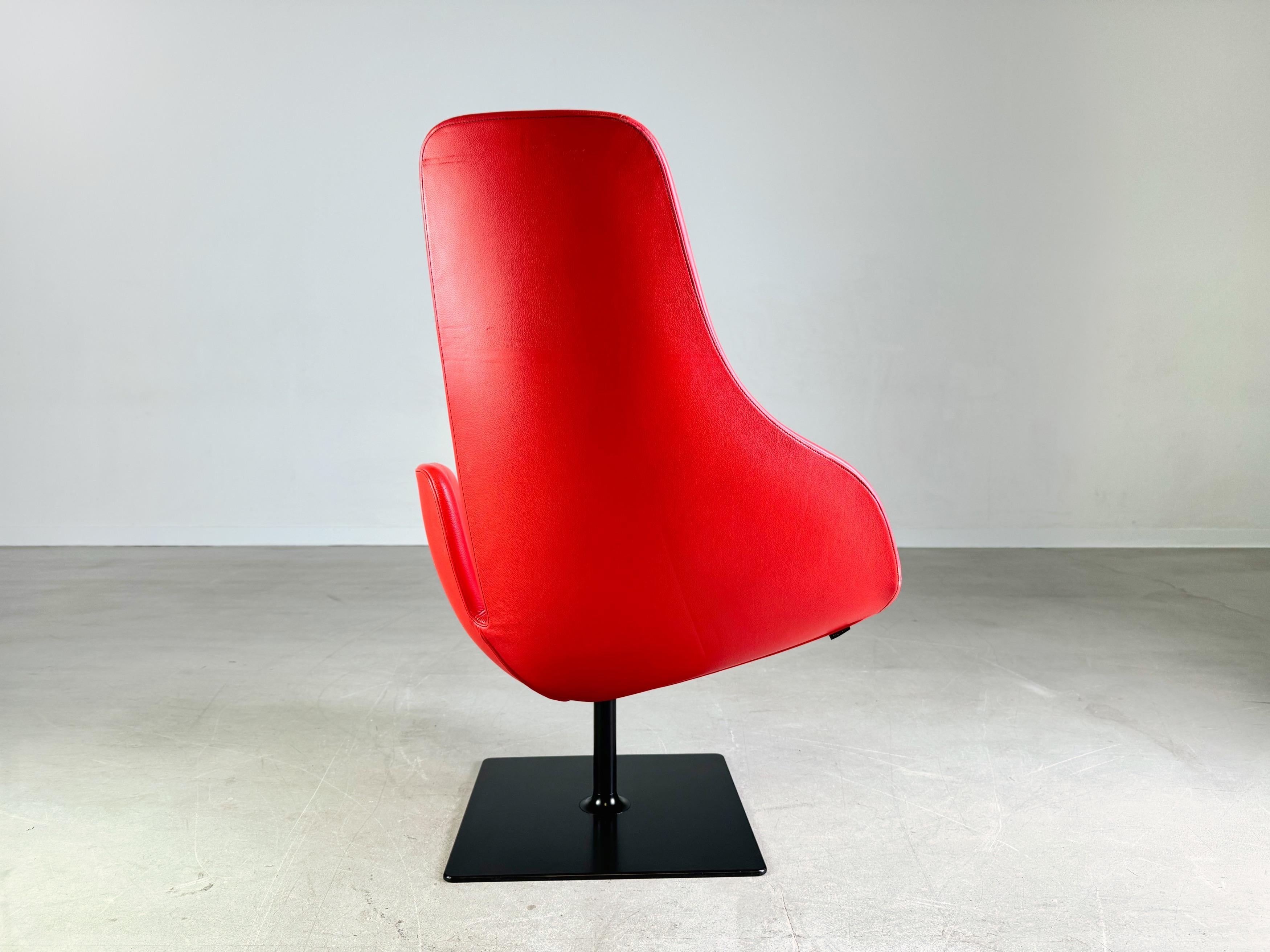 italien Fauteuil original Moroso rouge Patricia Urquiola pivotant en vente
