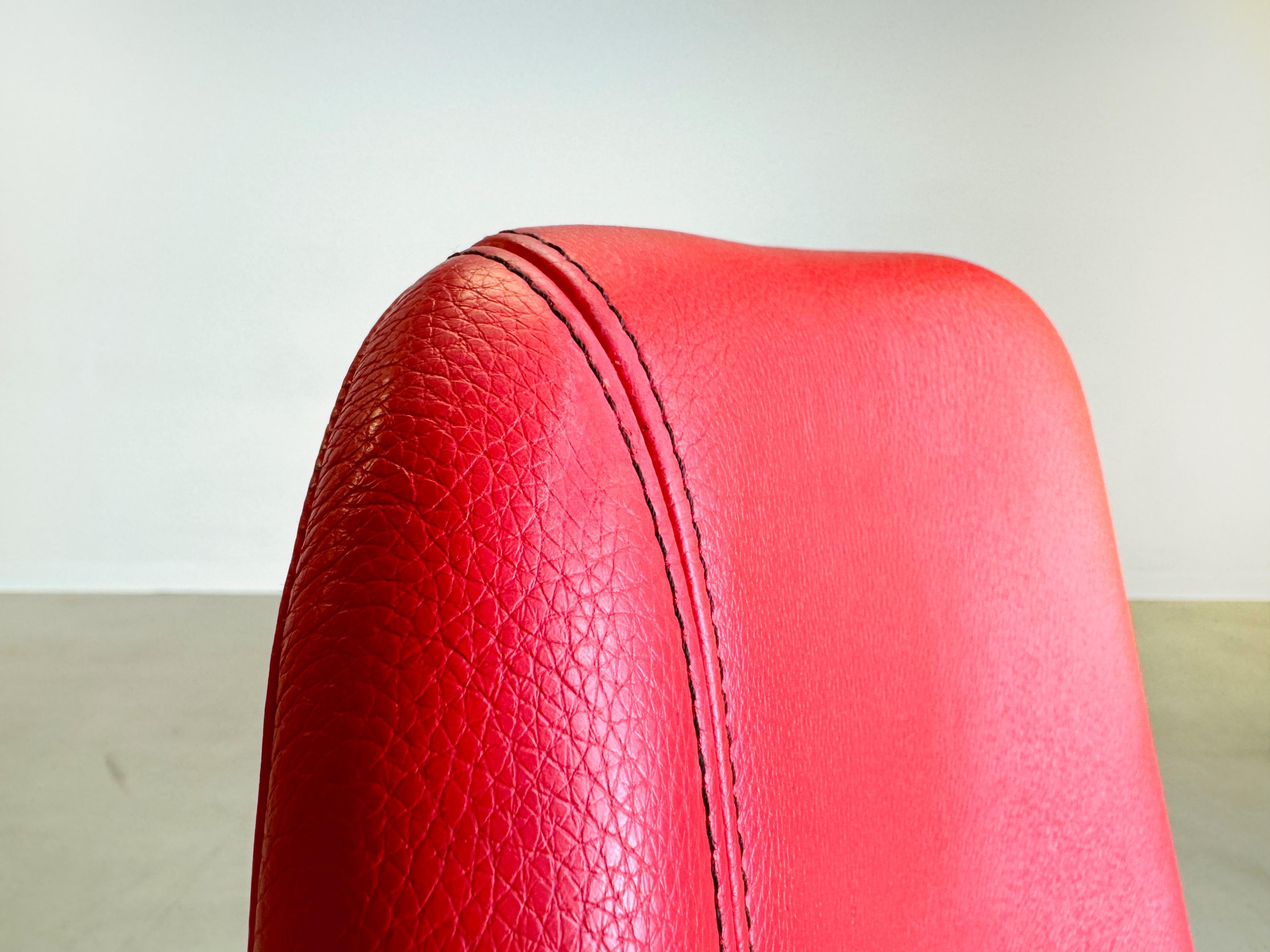 Original Moroso armchair leather red Patricia Urquiola swivel II For Sale 5