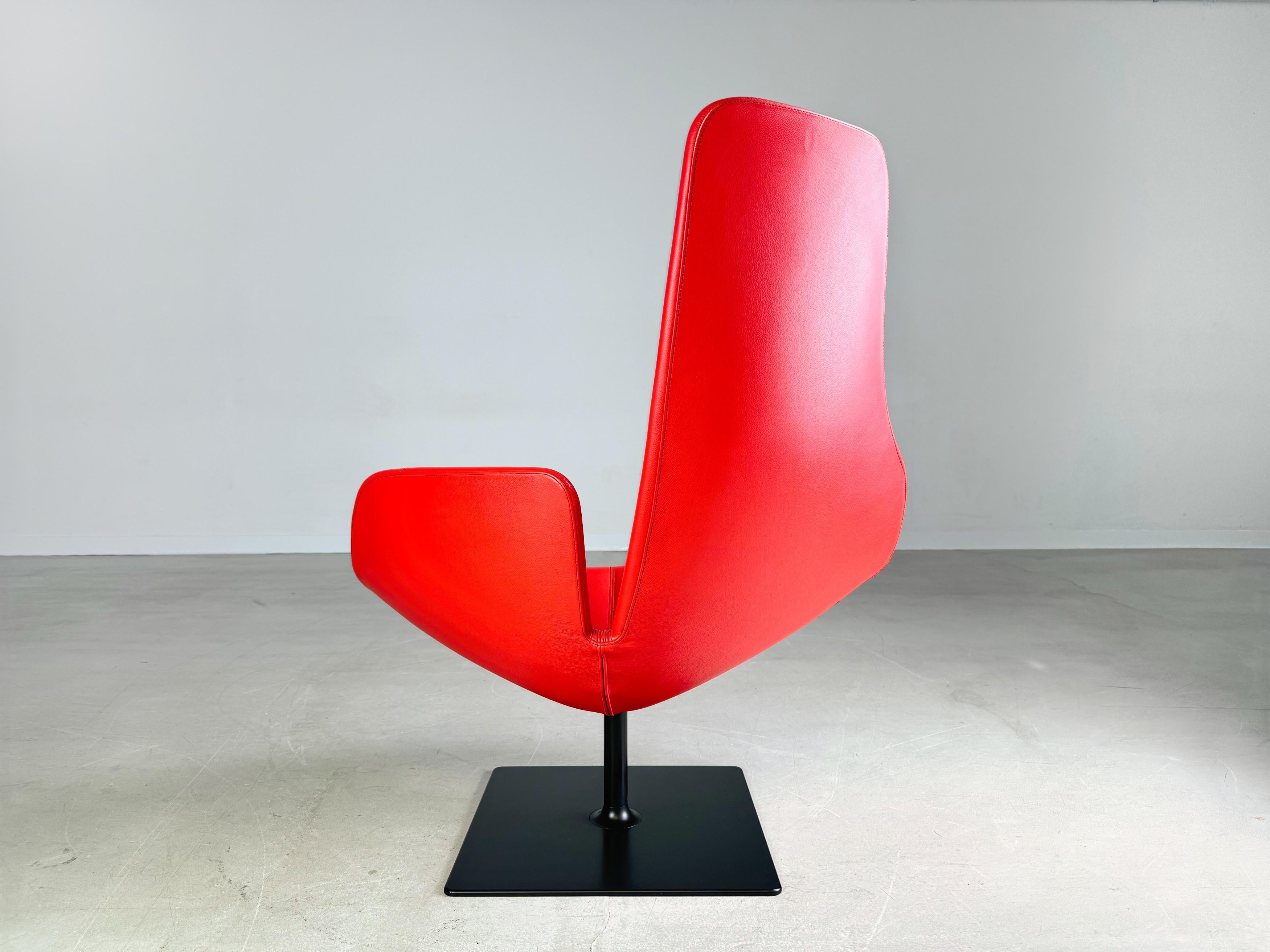 Original Moroso armchair leather red Patricia Urquiola swivel II In Good Condition For Sale In Berlin, DE