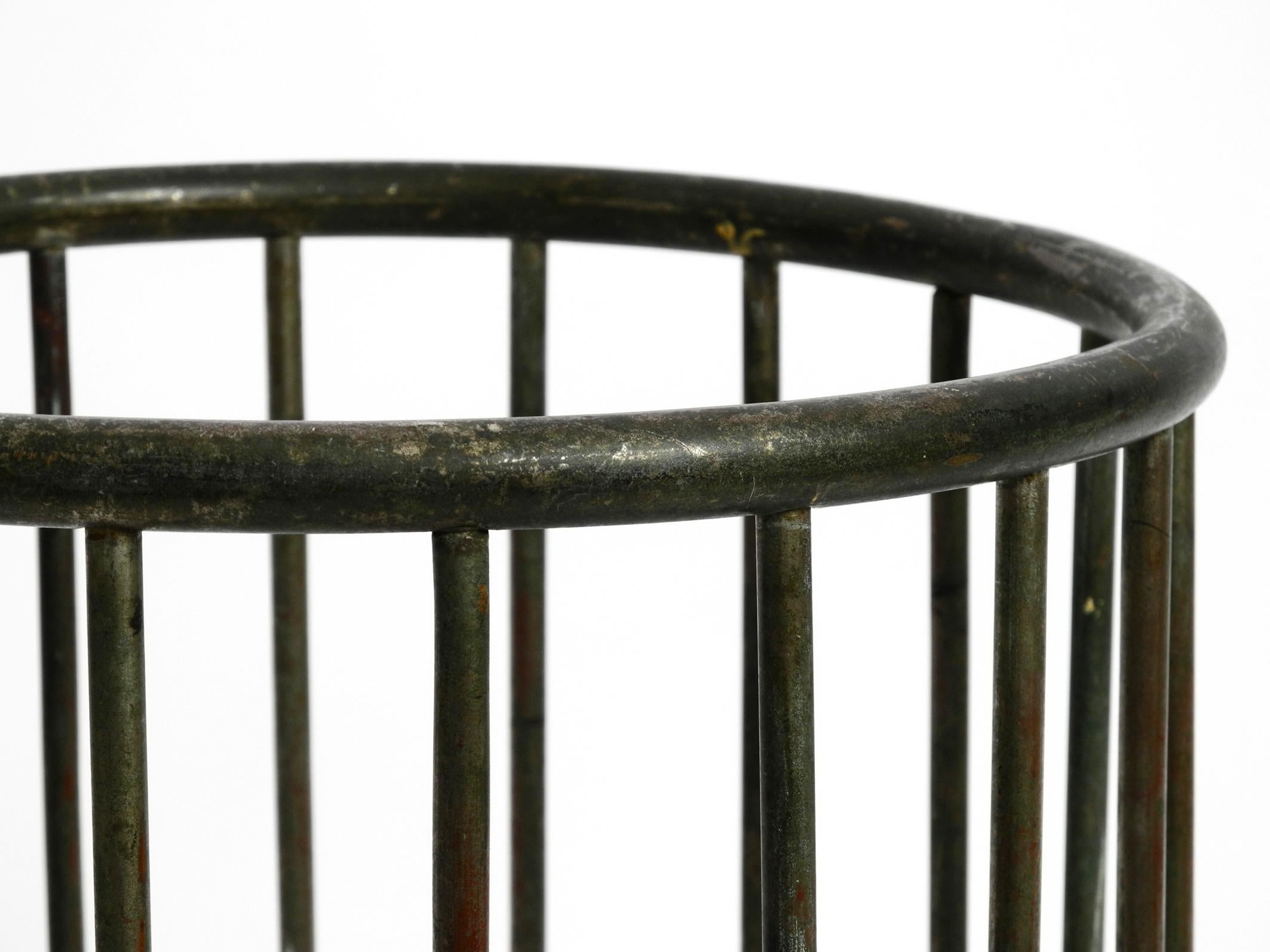 Original Mott's Plumbing Towel Basket Made of Nickel-Plated Brass from the 1910s 4