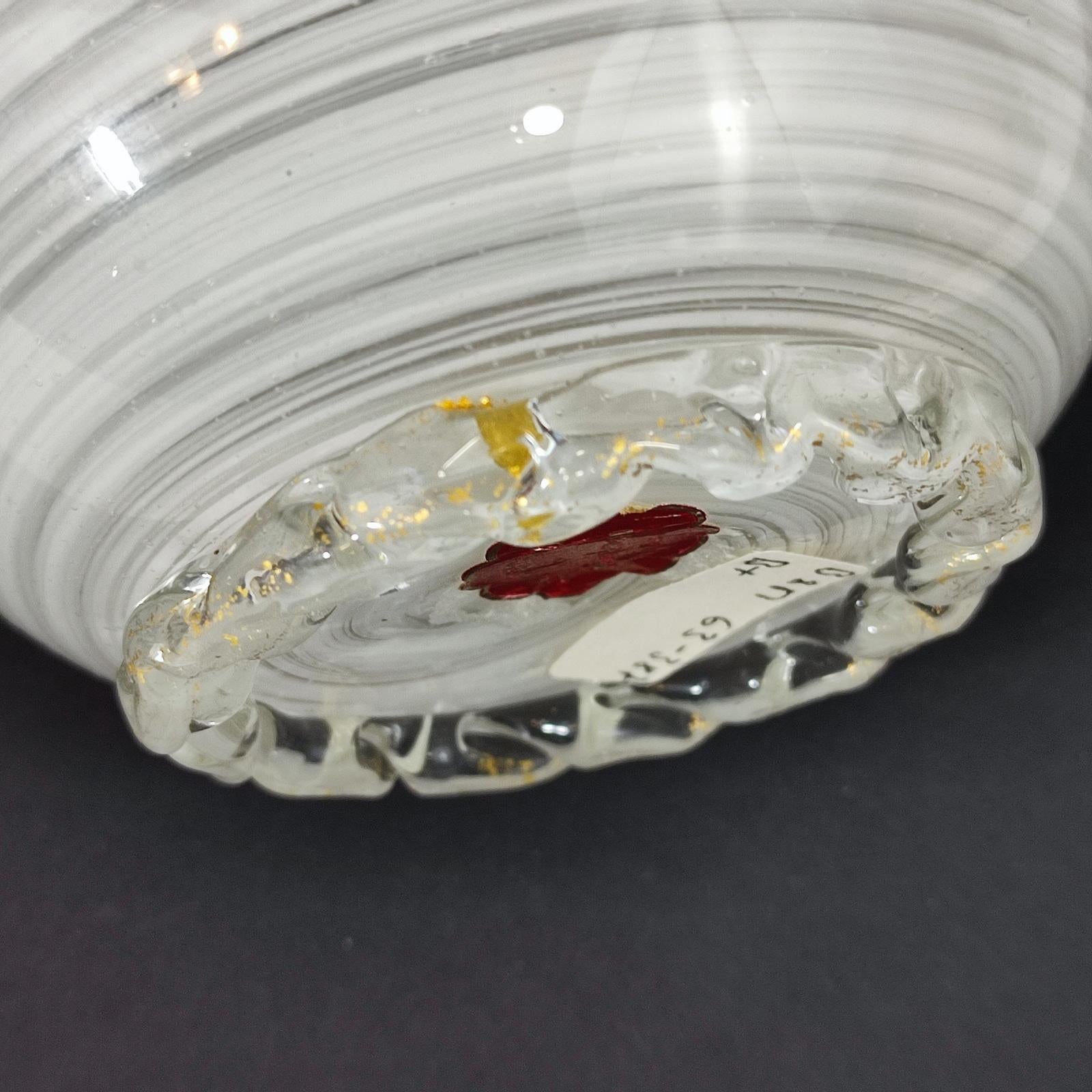 Original Jarrón Pañuelo de Vidrio Artístico de Murano en Lattimo Filigrana con Lámina de Oro en venta 6