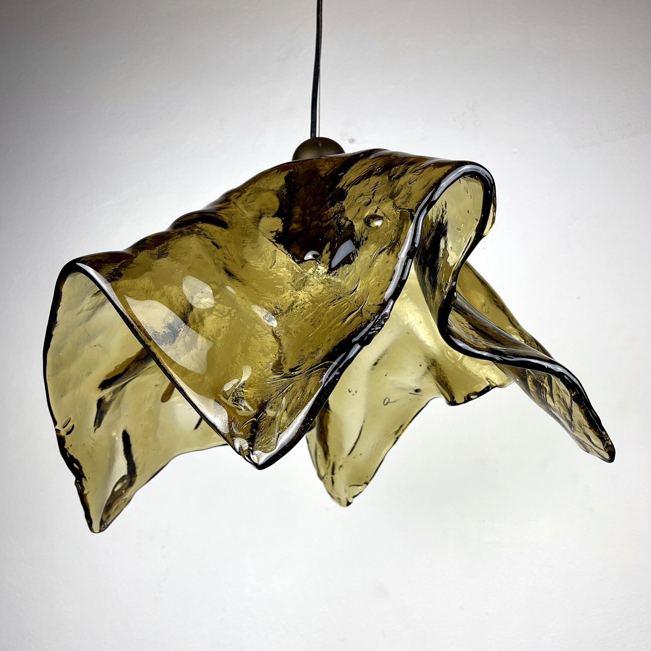 Original Murano Glass Amber Pendant Lamp Fazzoletto by Av Mazzega Italy 1950s 6