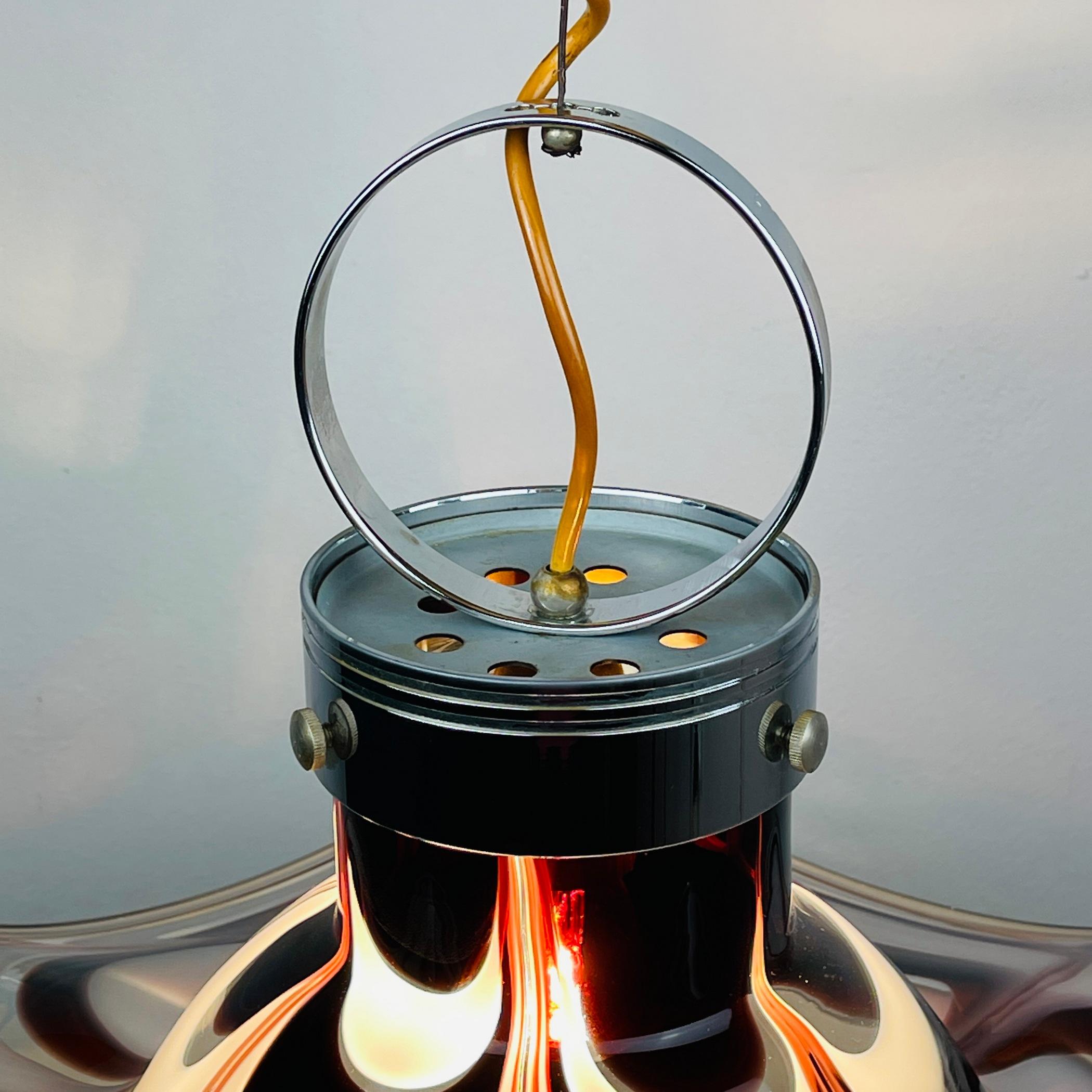 20ième siècle Lampe à suspension d'origine en verre de Murano marron Fleur par AV Mazzega, Italie, 1970 en vente