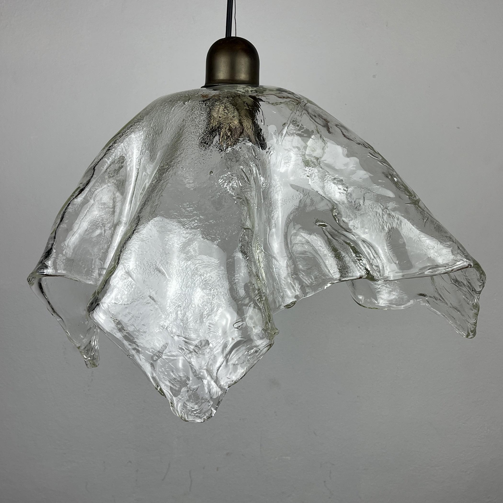 Original Murano Glass Pendant Lamp Fazzoletto by AV Mazzega Italy 1950s For Sale 6
