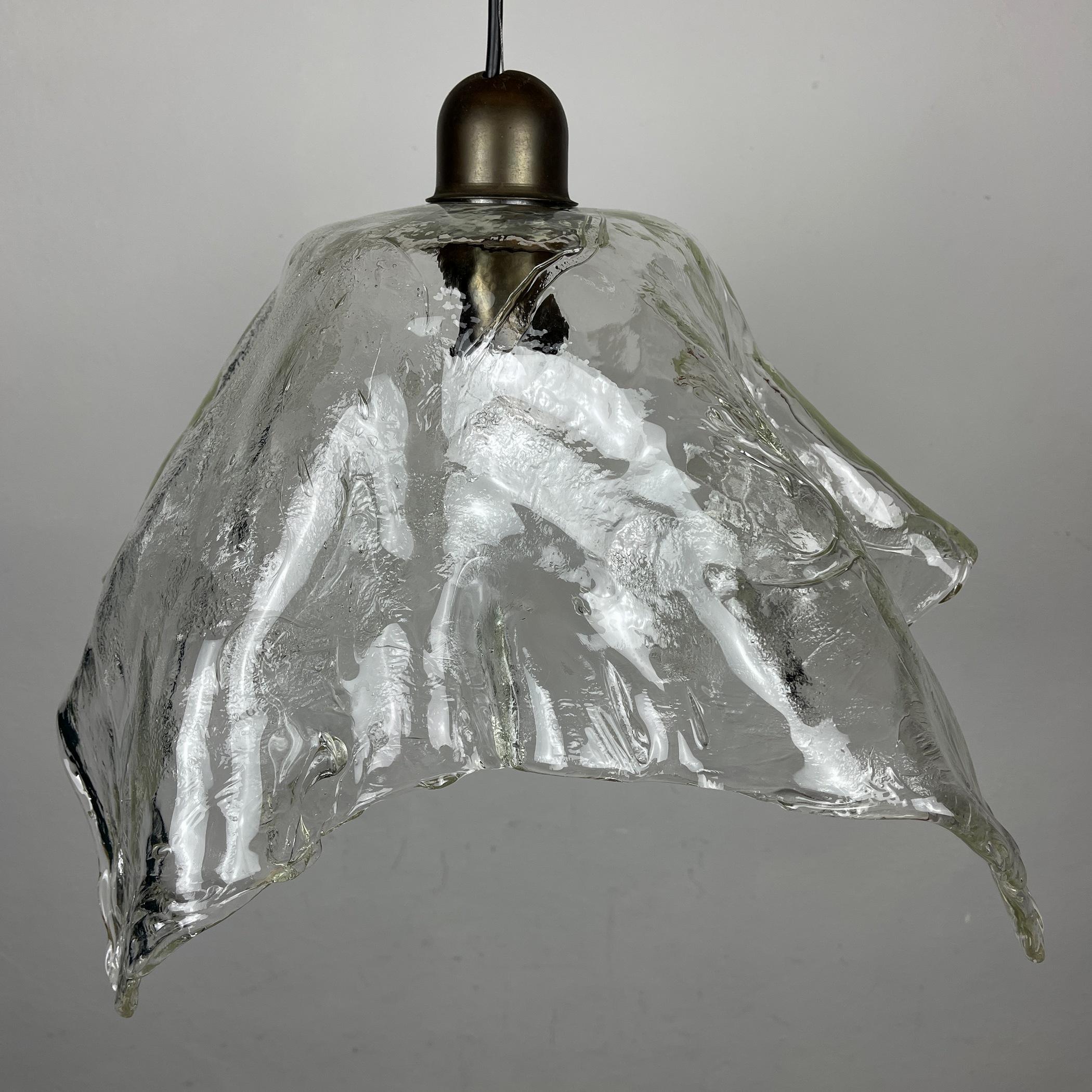 Original Murano Glass Pendant Lamp Fazzoletto by AV Mazzega Italy 1950s For Sale 3
