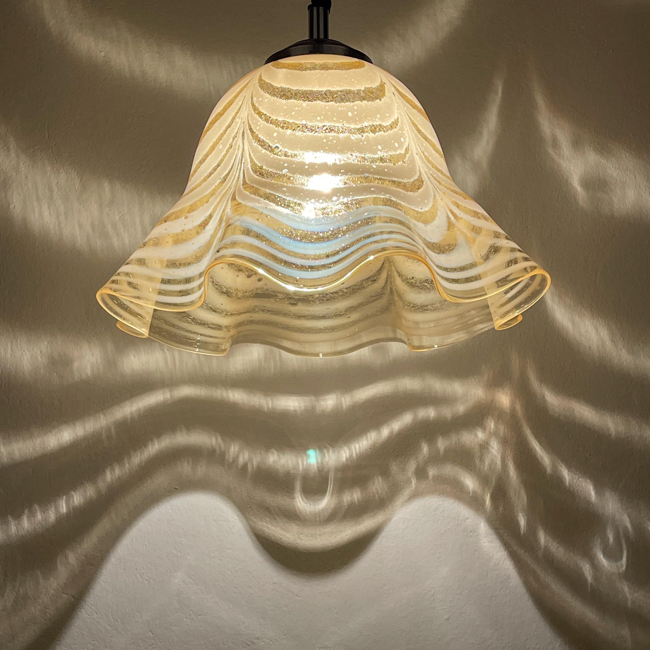 Original murano glass pendant lamp Fazzoletto, Italy, 1970s For Sale 5