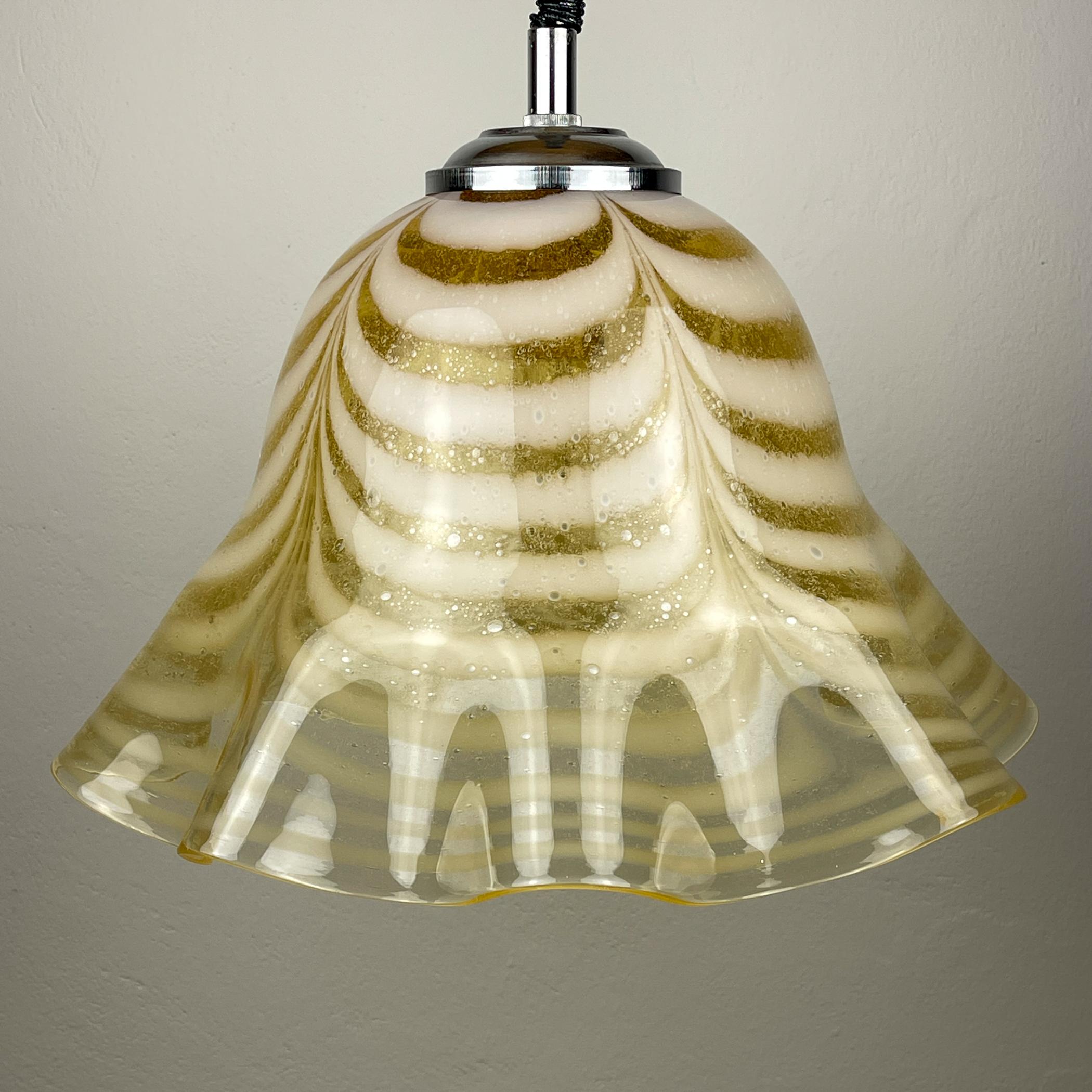 Original murano glass pendant lamp Fazzoletto, Italy, 1970s For Sale 6