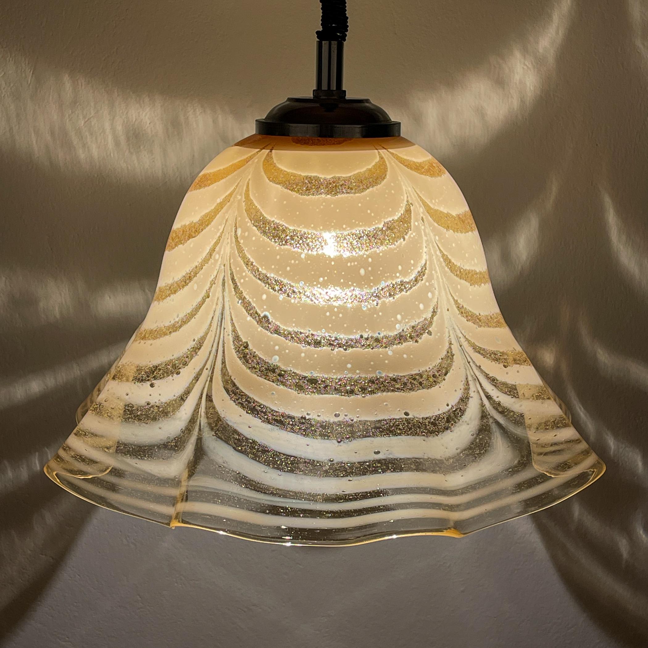 Original murano glass pendant lamp Fazzoletto, Italy, 1970s In Good Condition For Sale In Miklavž Pri Taboru, SI