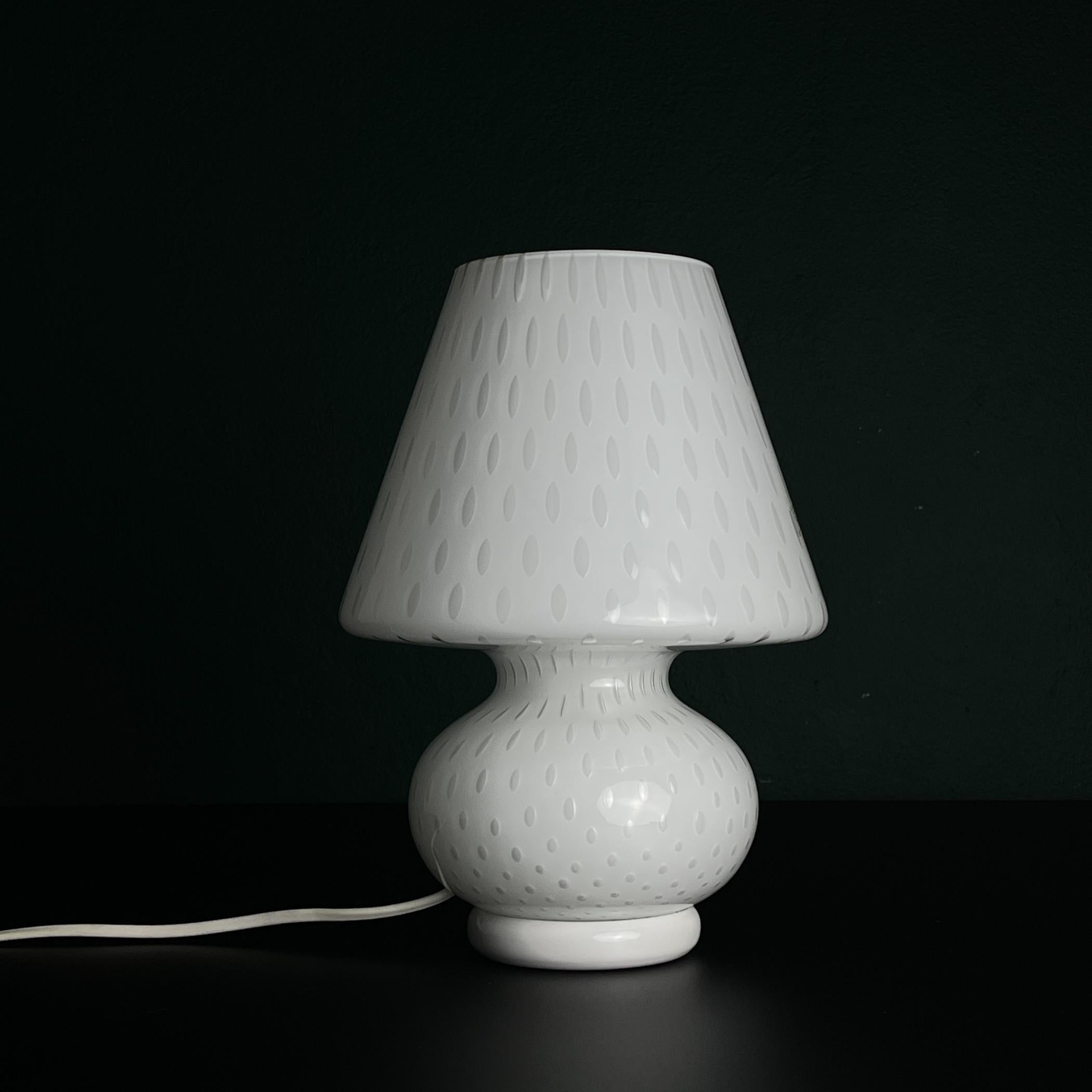 Lampe de bureau champignon en verre de Murano, Italie 1990 en vente 4