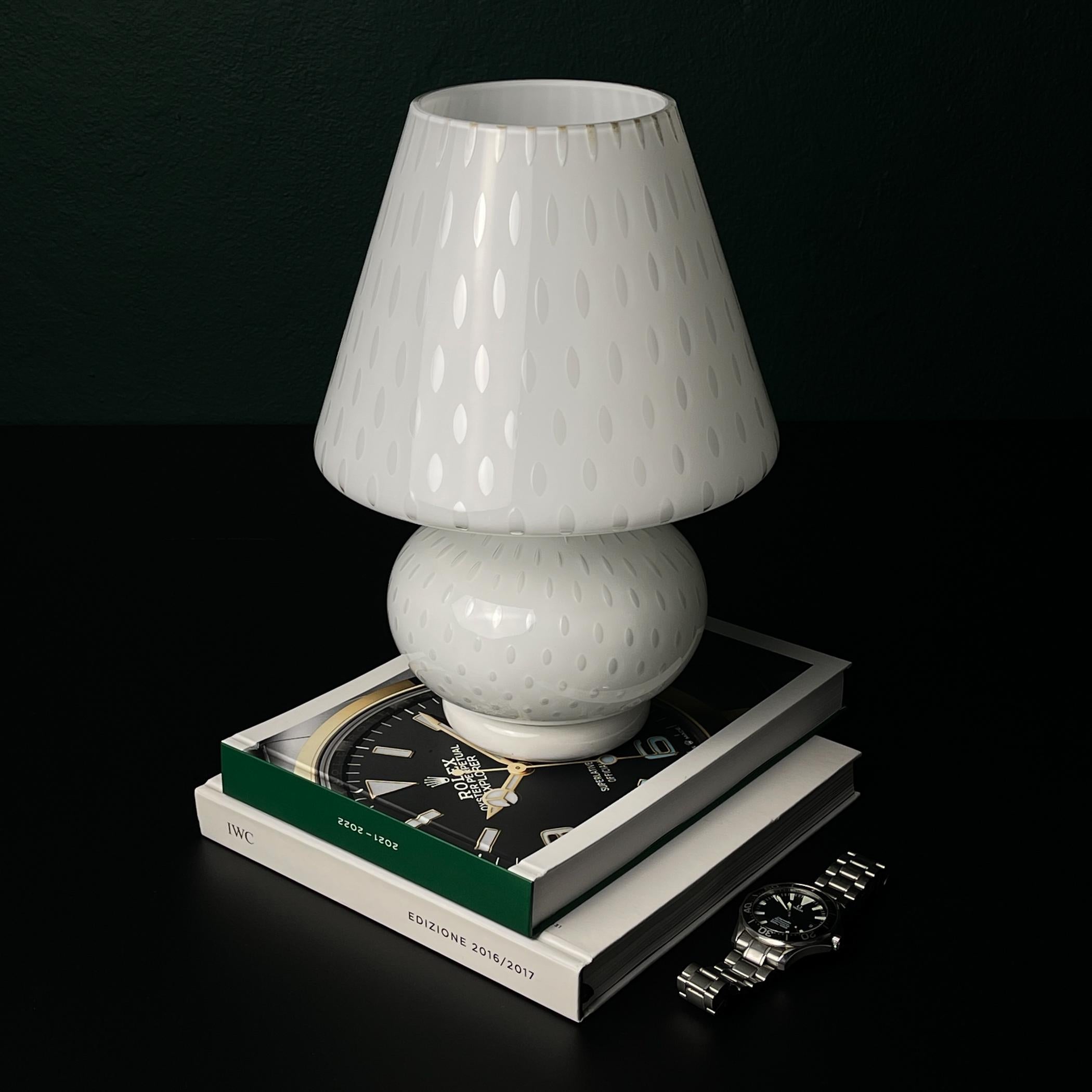 Lampe de bureau champignon en verre de Murano, Italie 1990 Bon état - En vente à Miklavž Pri Taboru, SI