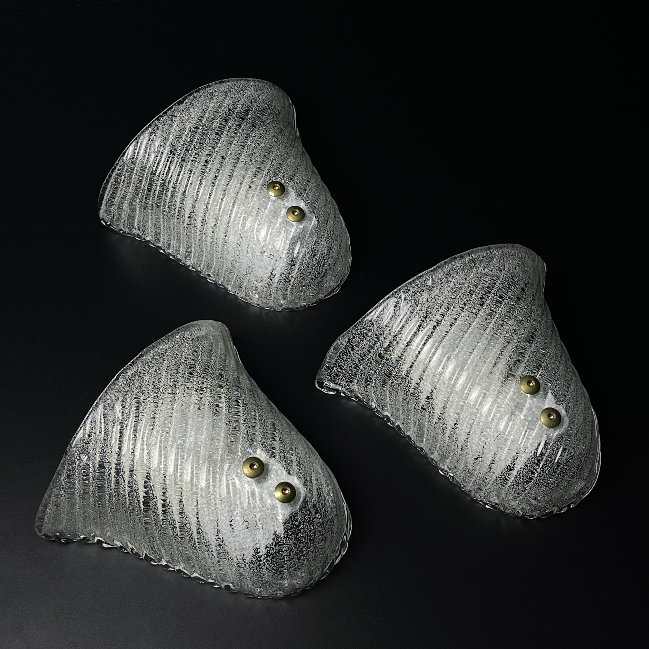 Original murano wall lamp, Italy 1970s For Sale 3